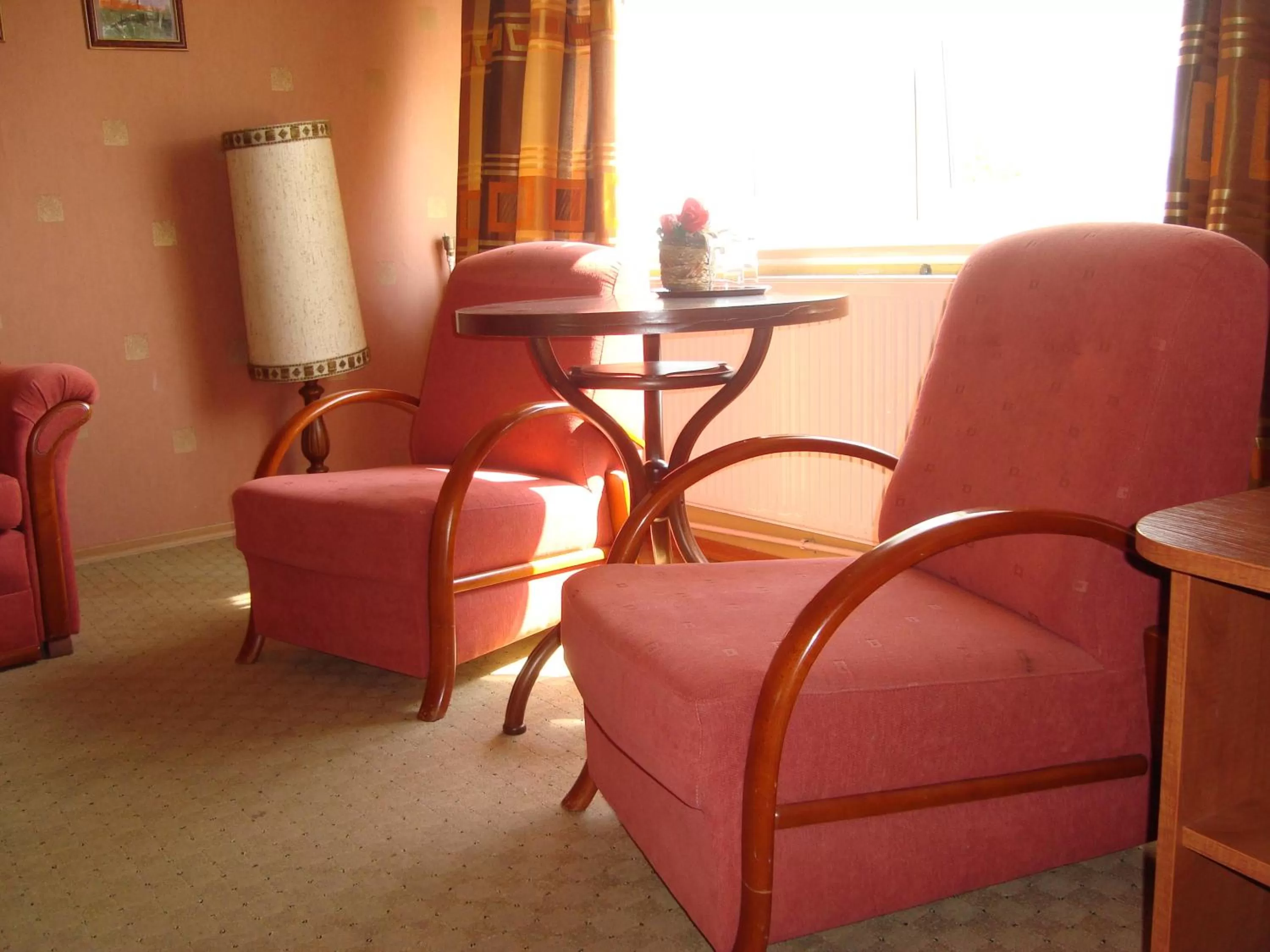 Seating area in Motel Zacisze