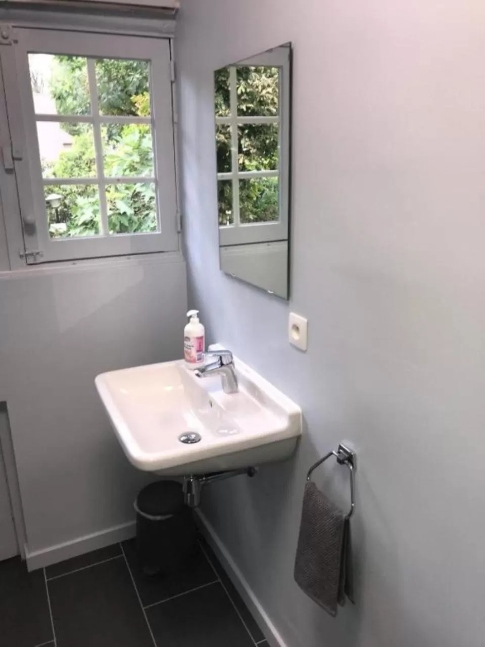 Shower in Rose House B&B