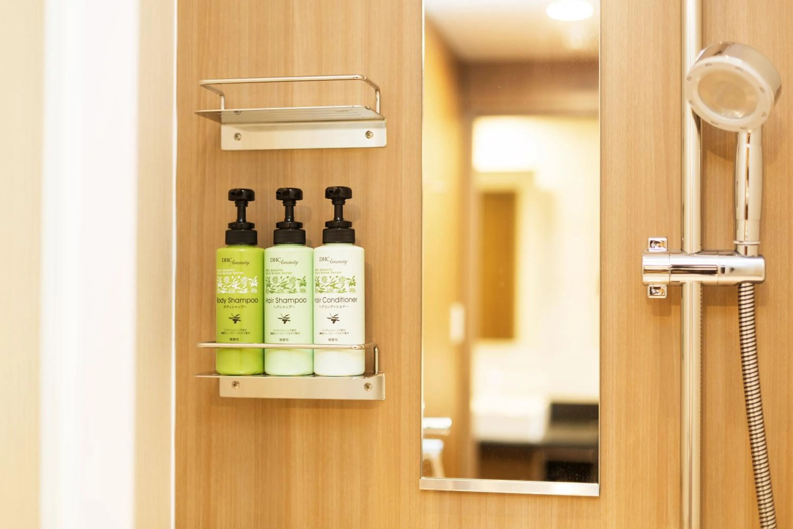 Shower in MyCUBE by MYSTAYS Asakusa Kuramae