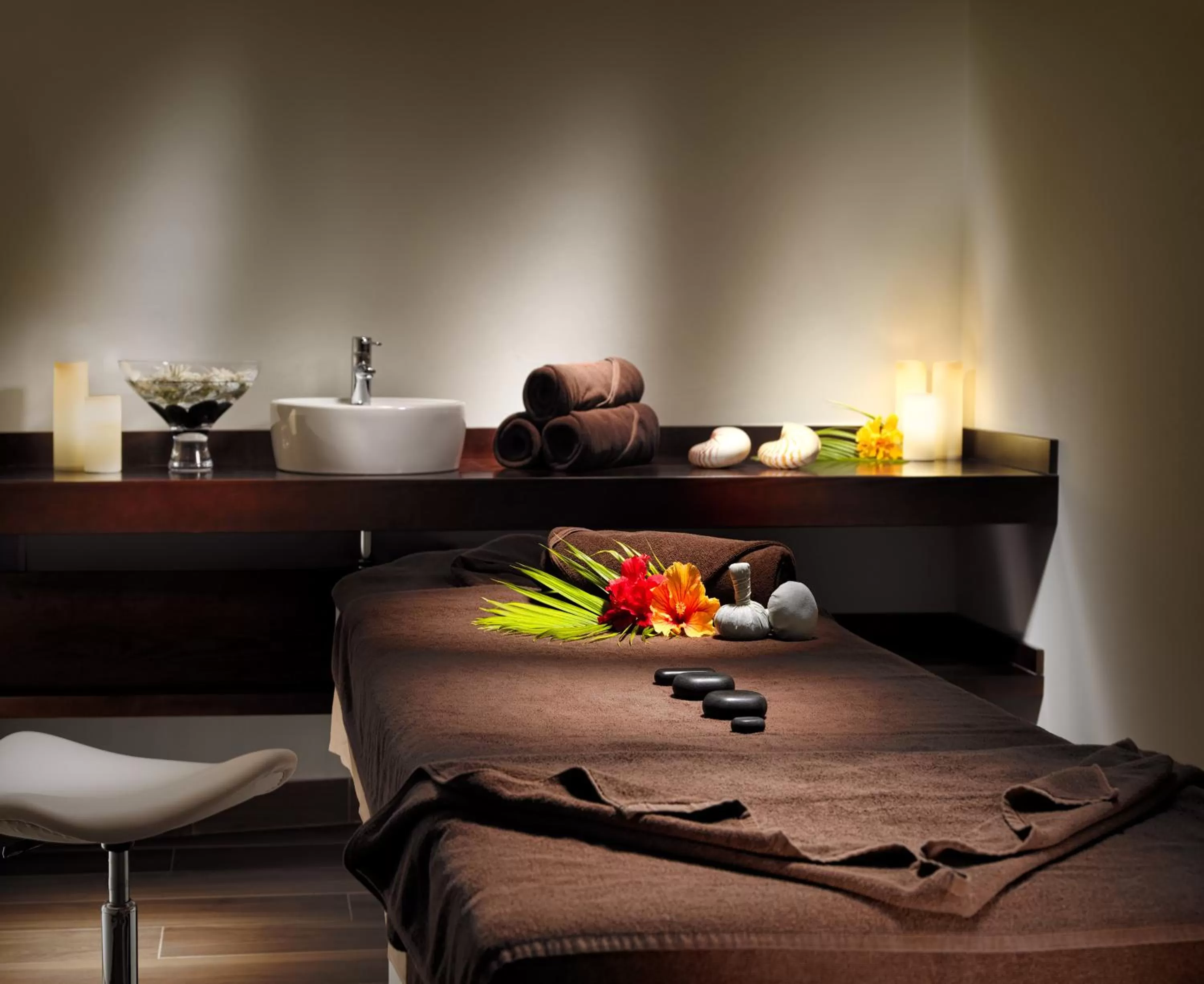 Massage, Bed in Hotel Jardín Tecina