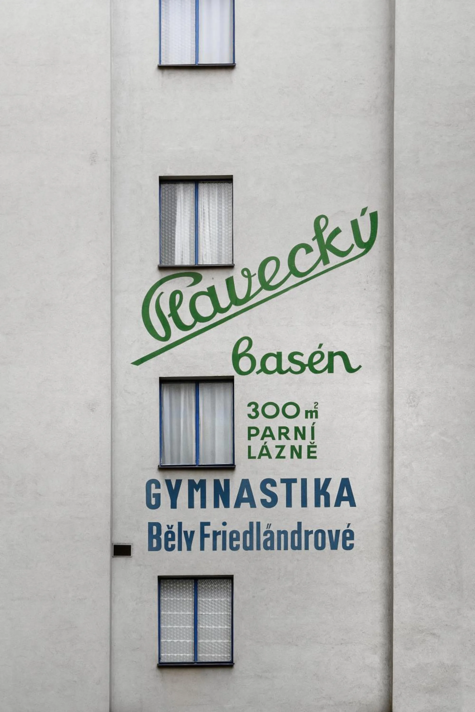 Facade/entrance in AXA Hotel