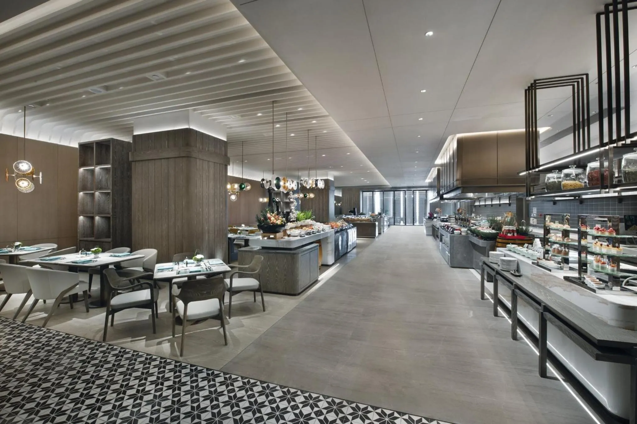 Restaurant/places to eat in Crowne Plaza Wuhan Optics Valley by IHG