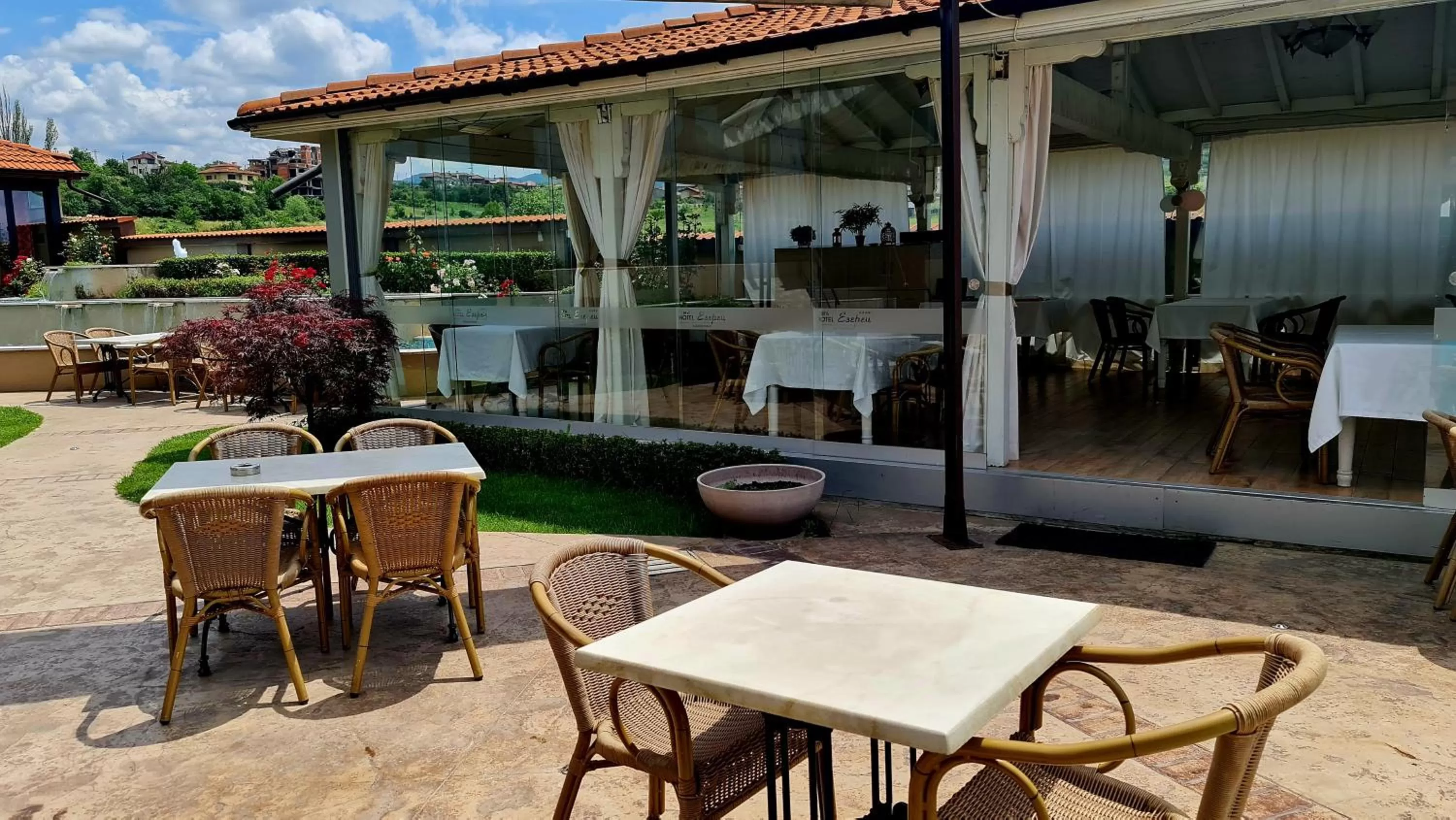 Patio in Spa Hotel Ezeretz Blagoevgrad