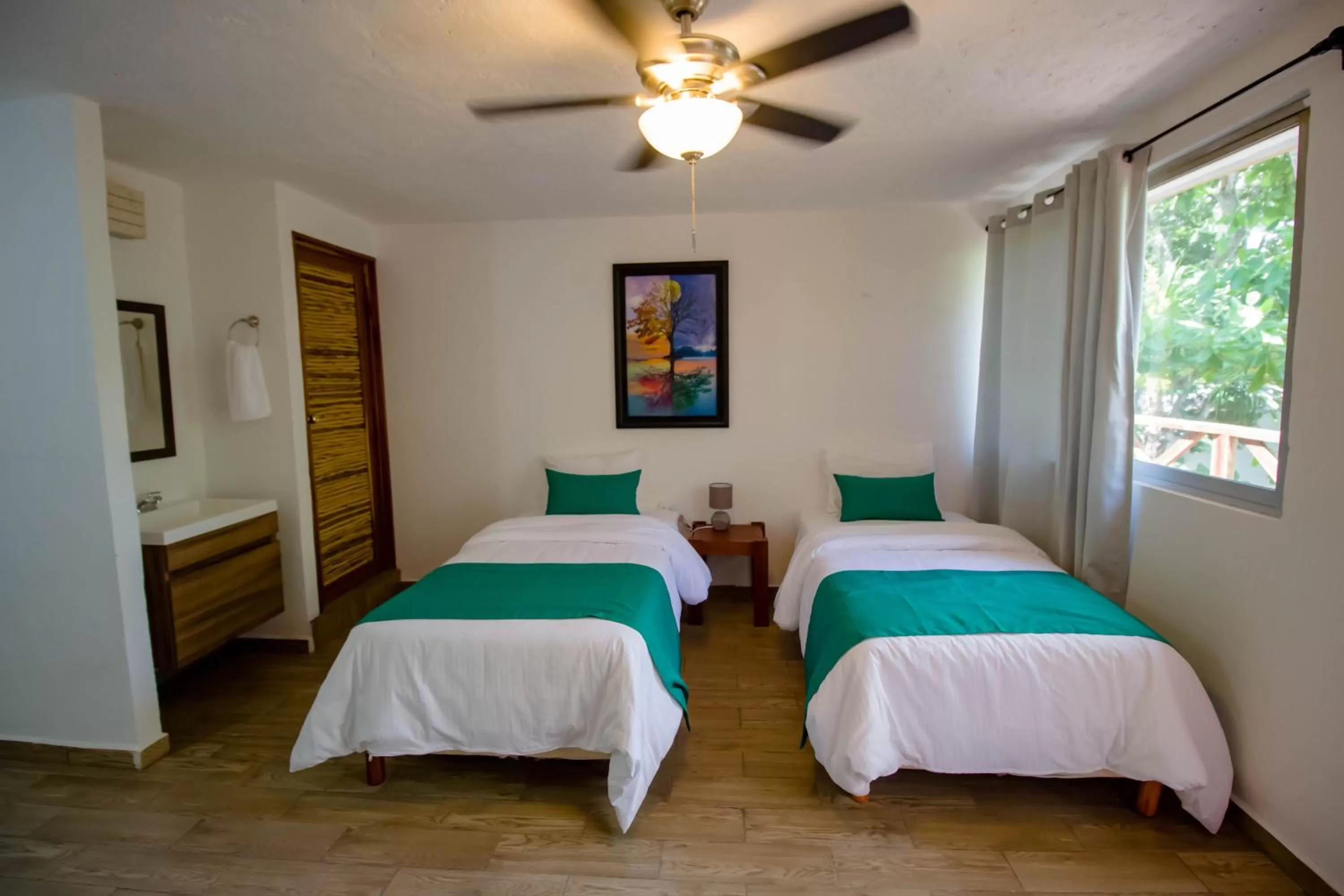 Bedroom, Bed in Hotel Tequila Cancun