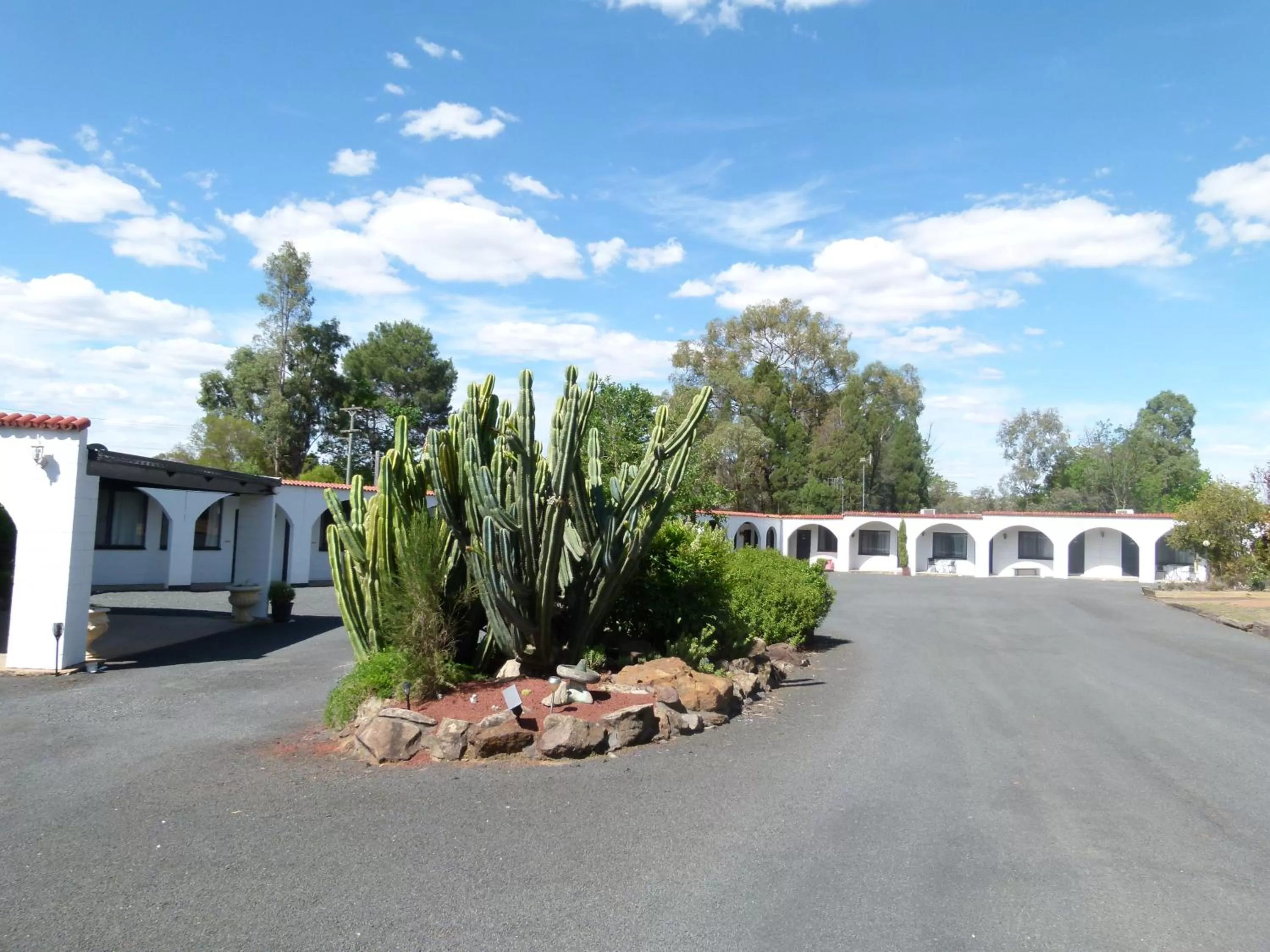 Balcony/Terrace in Azalea Motel