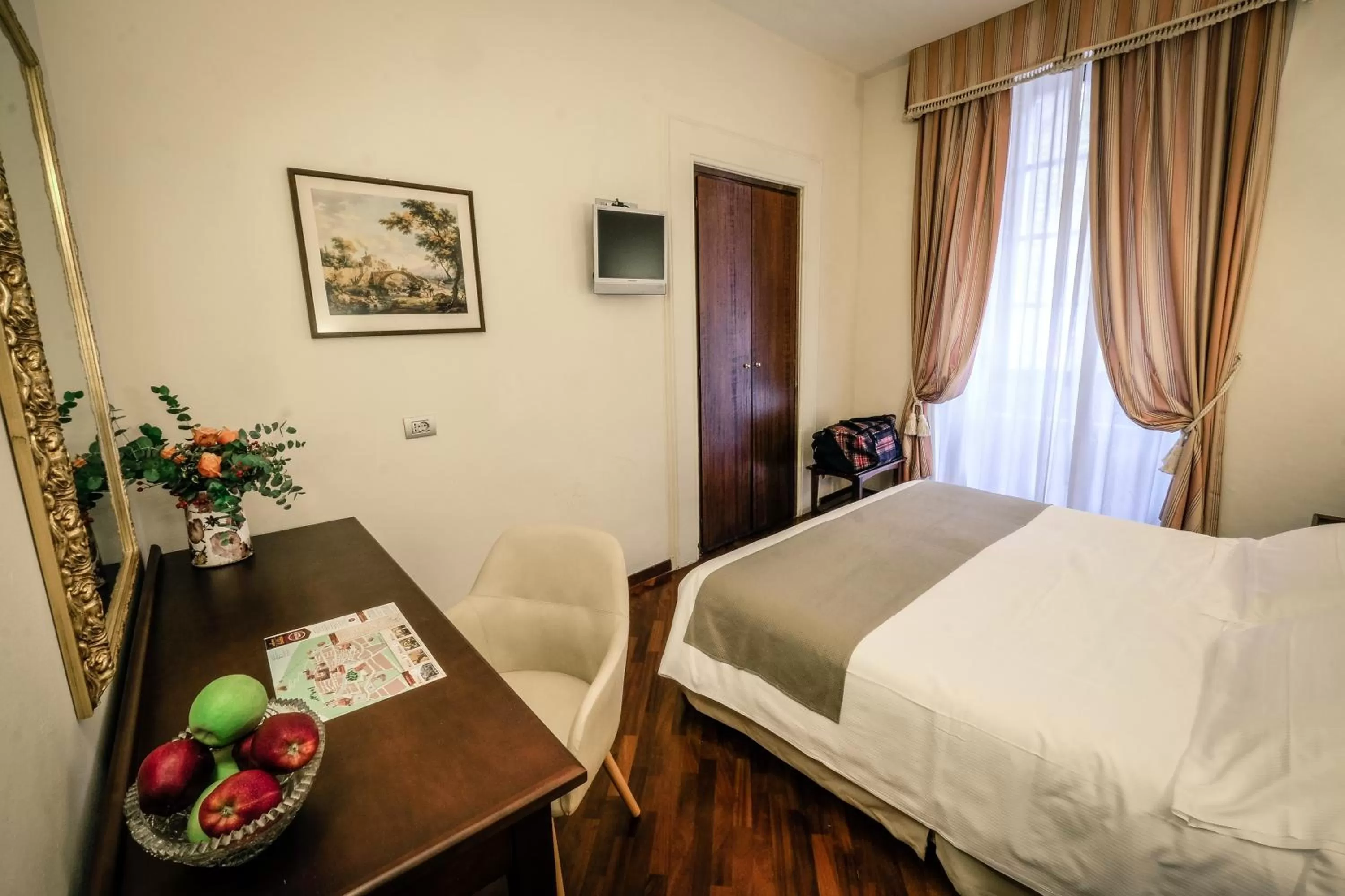 Bed in Bosone Palace