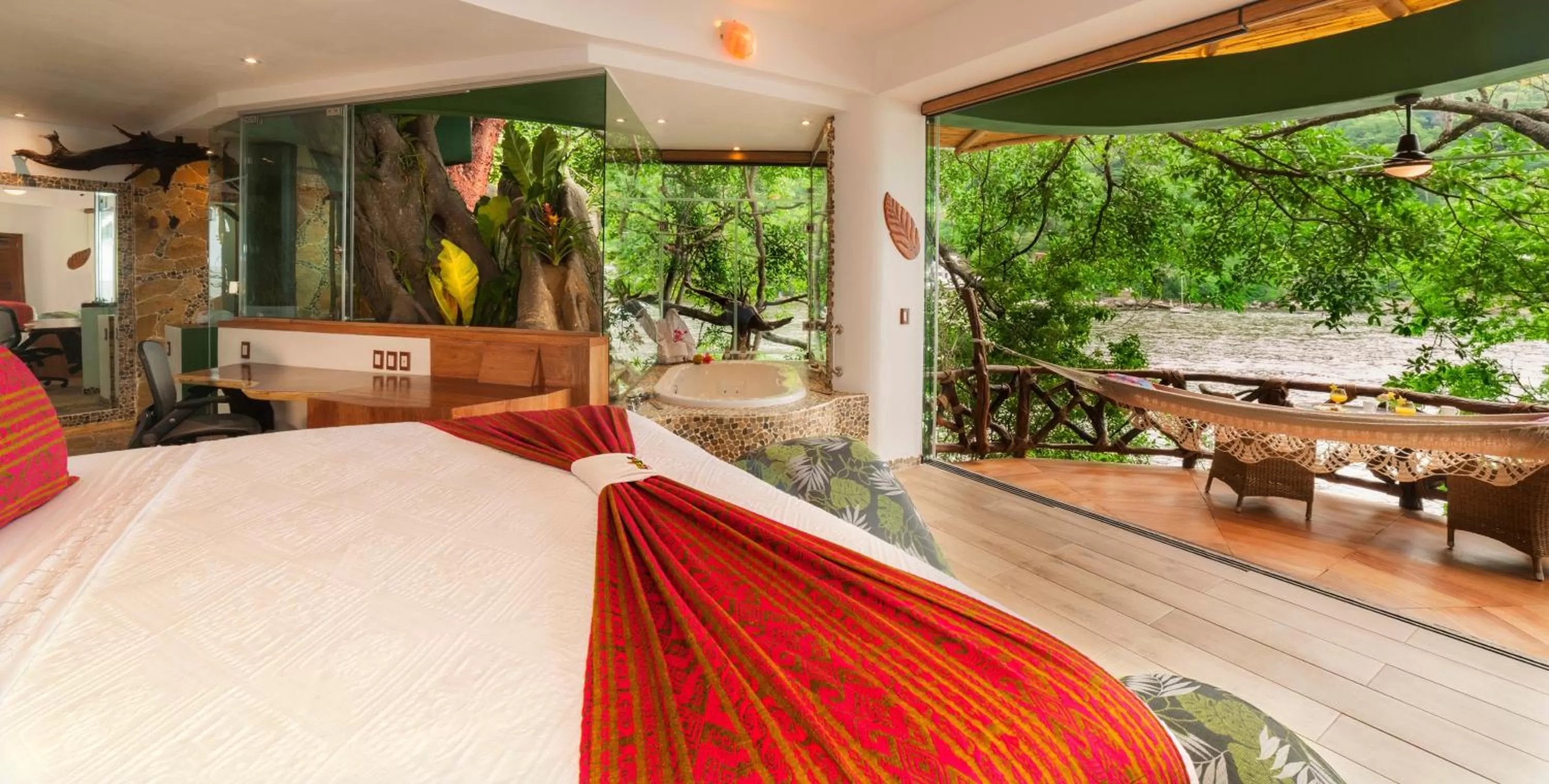 Photo of the whole room, Bed in Villa Lala Boutique Hotel Adults Only