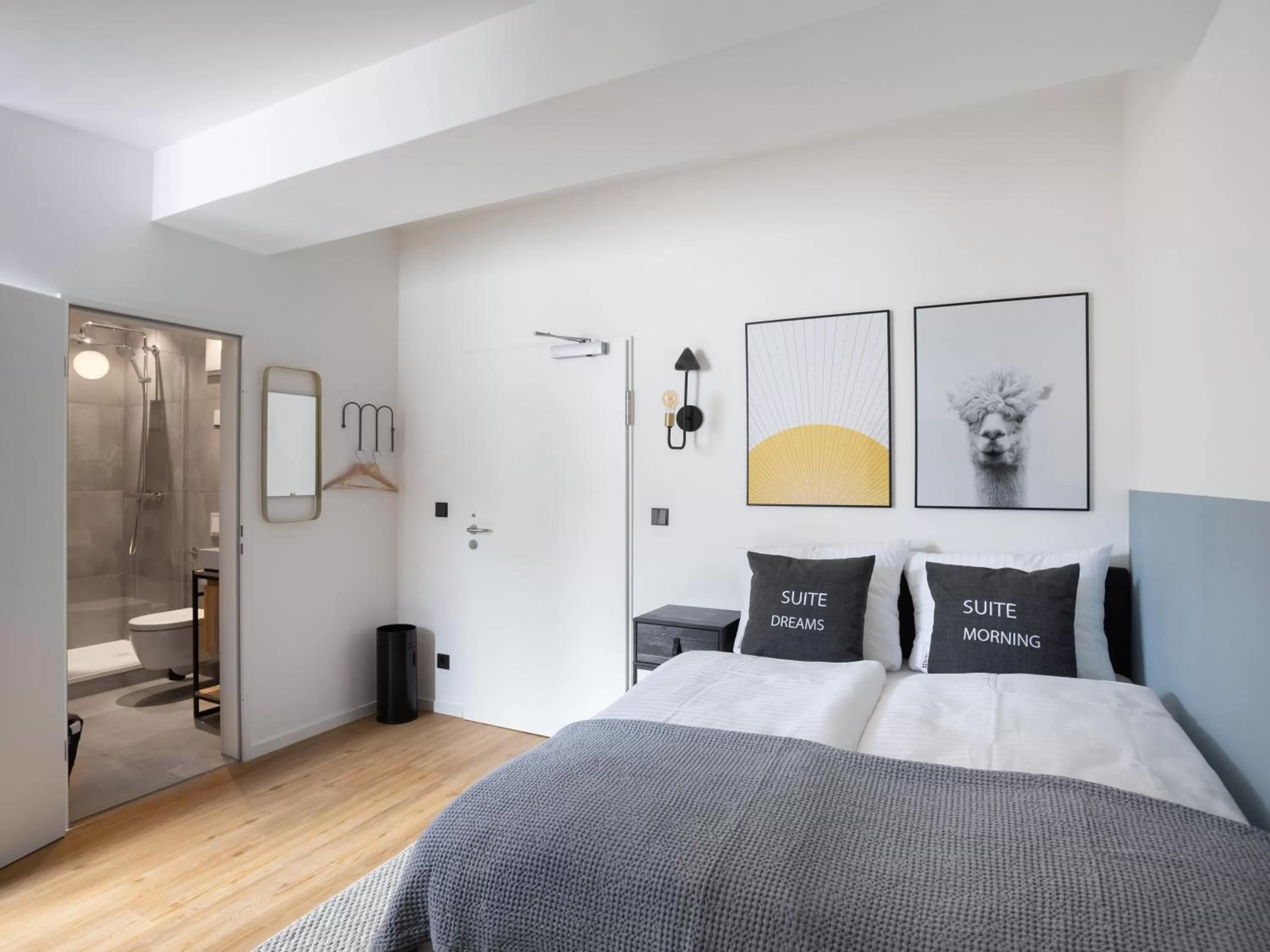 Bed in Limehome Erfurt Schmidtstedter Straße