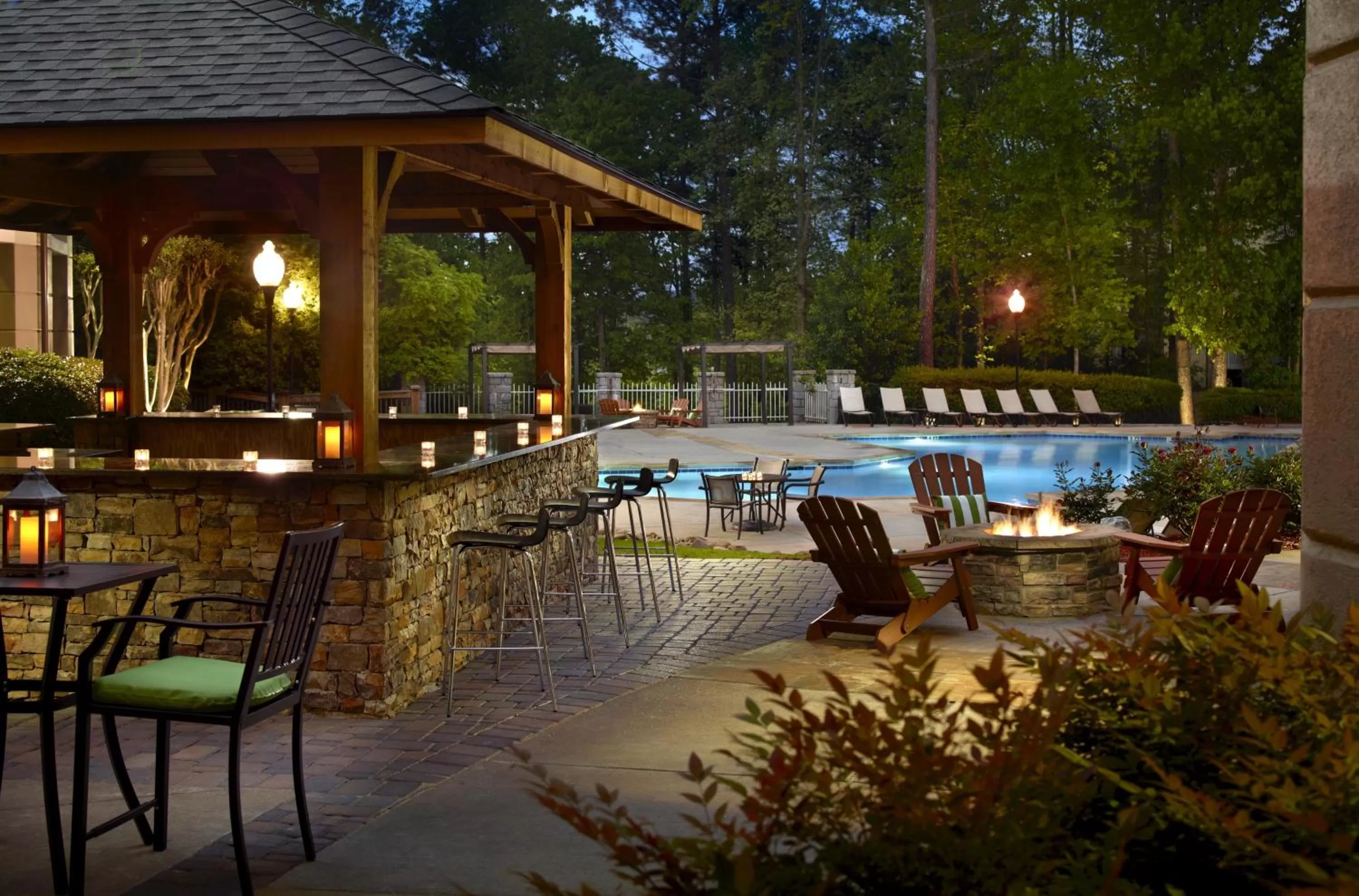 Restaurant/places to eat in Atlanta Evergreen Lakeside Resort