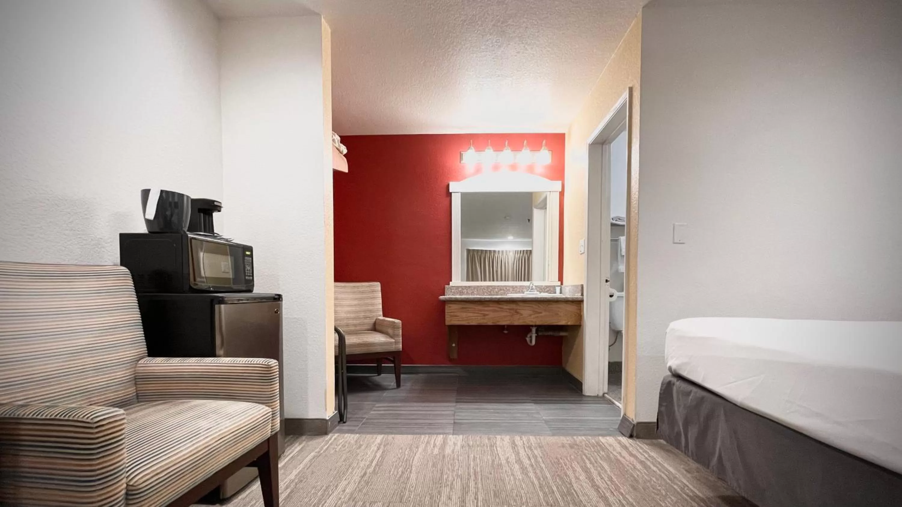 TV and multimedia, Bed in The Yosemite Inn