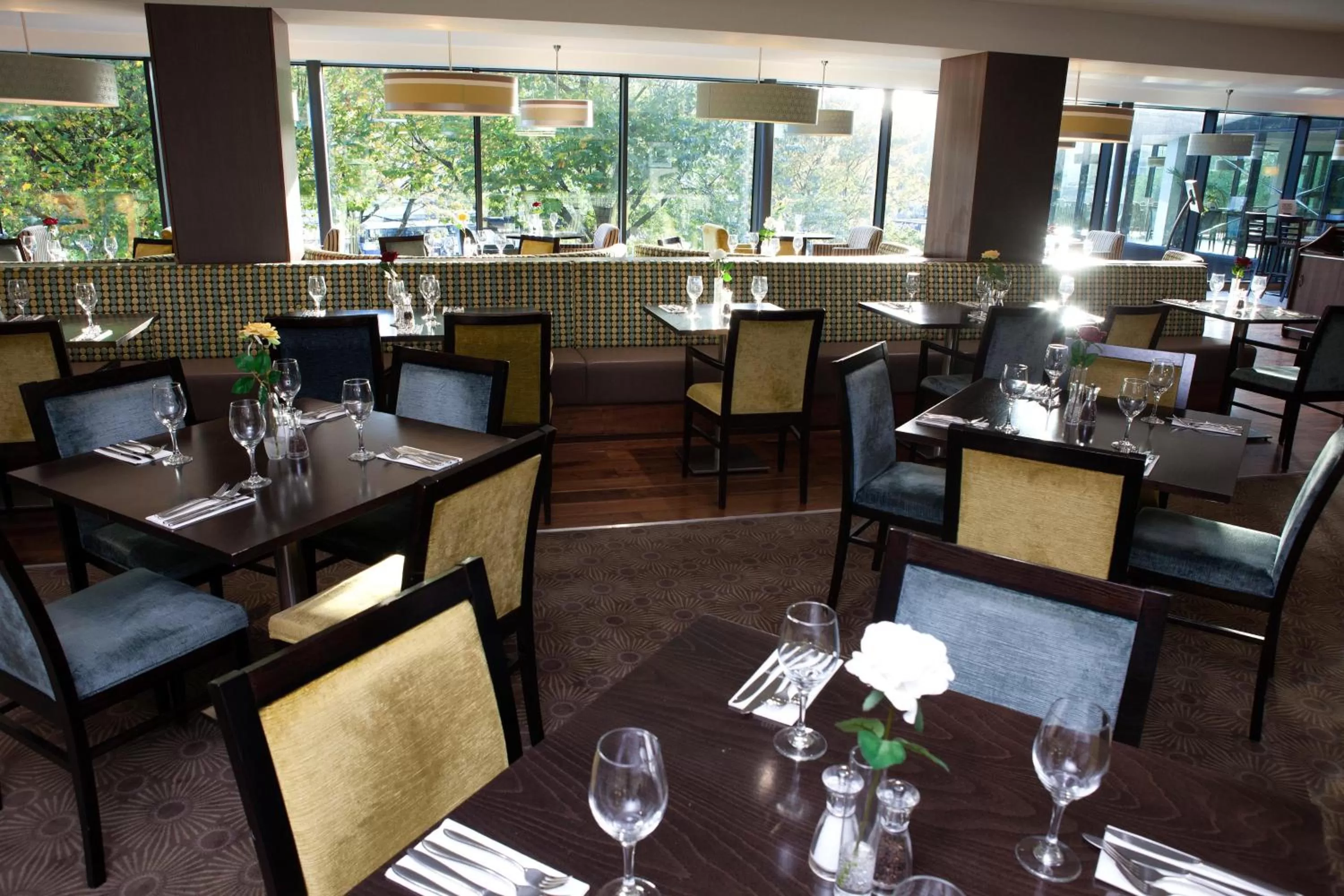 Restaurant/places to eat in Holiday Inn Bristol City Centre by IHG