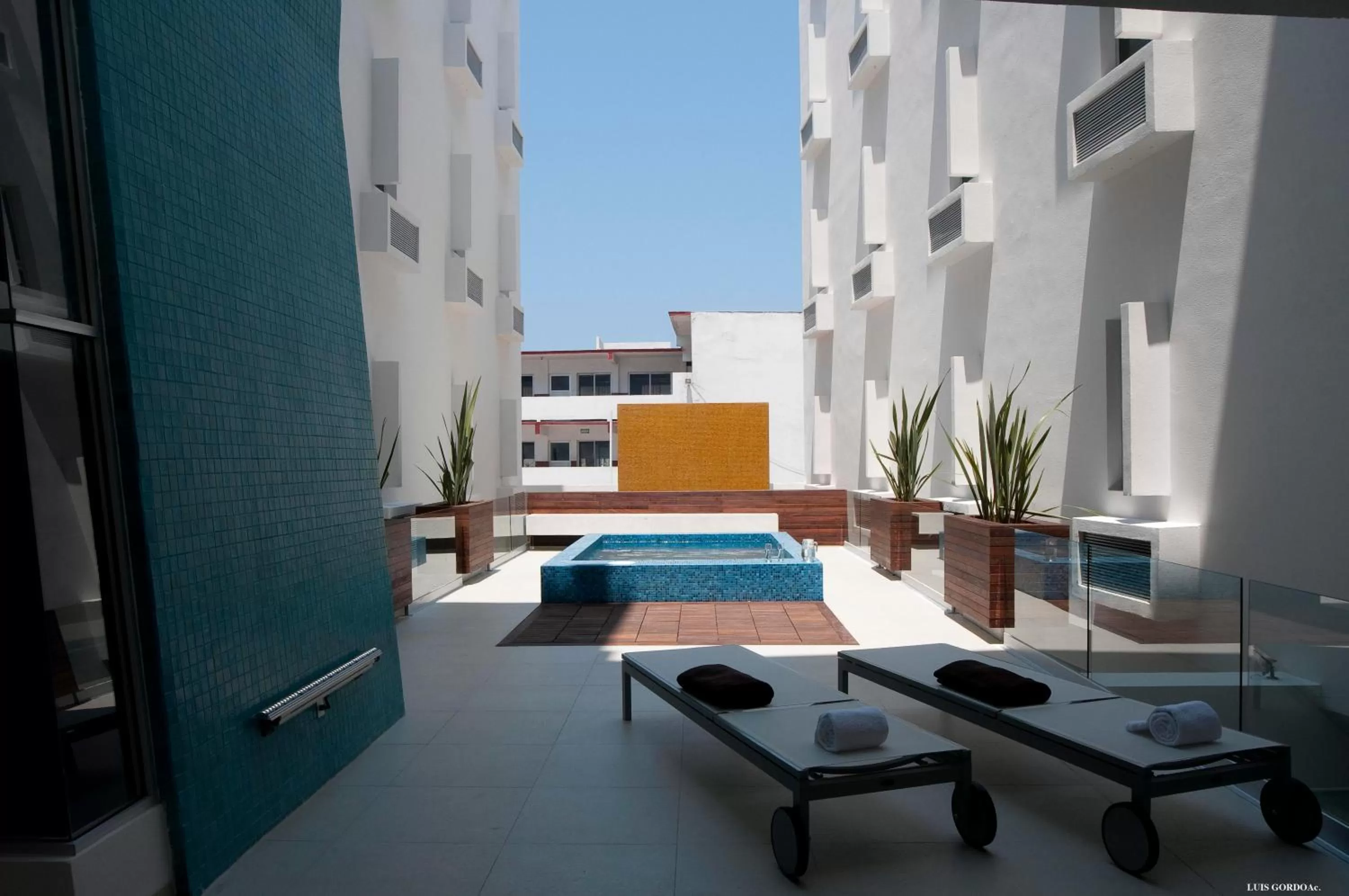 Swimming pool in Nu Hotel