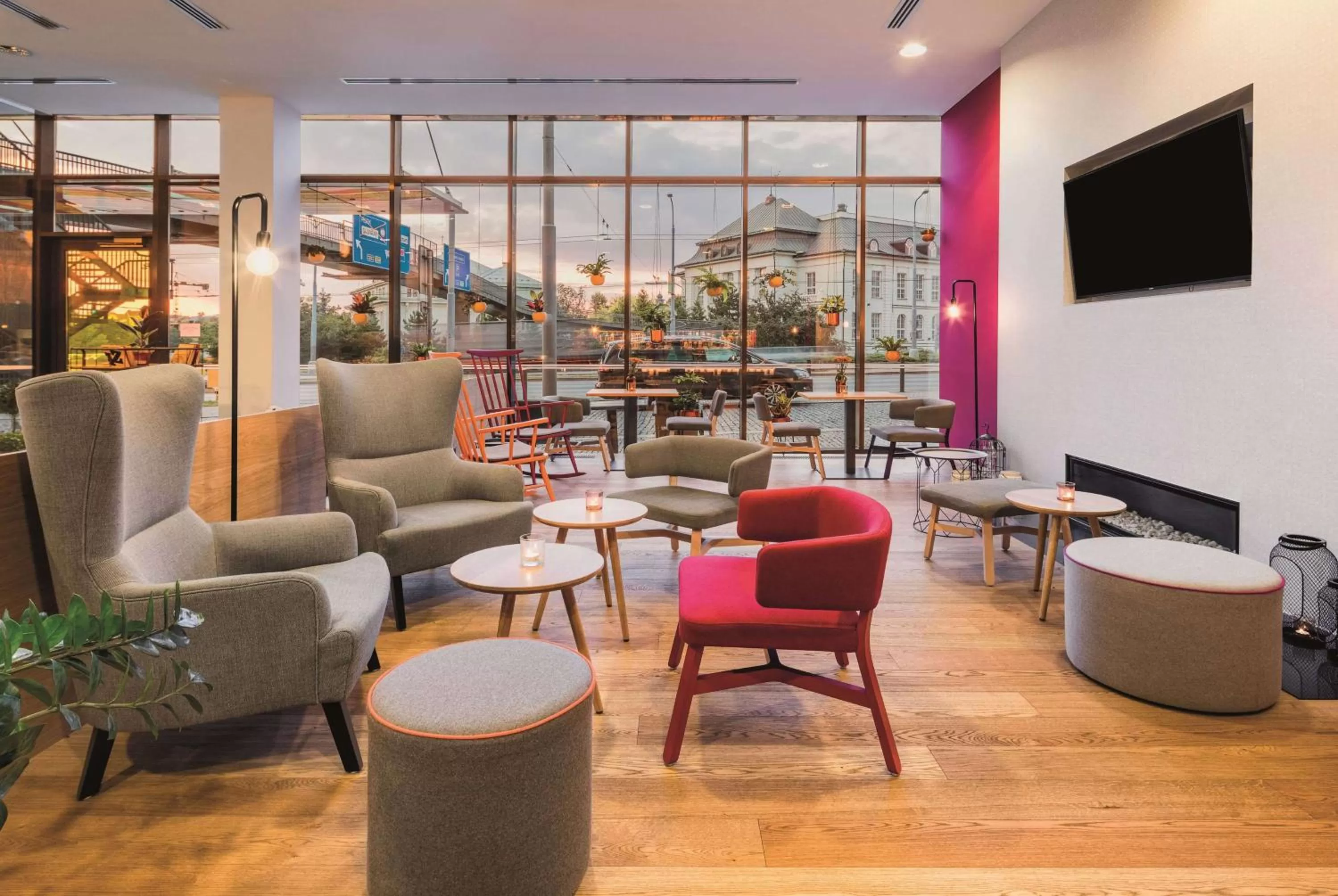 Lounge or bar in Vienna House Easy by Wyndham Pilsen