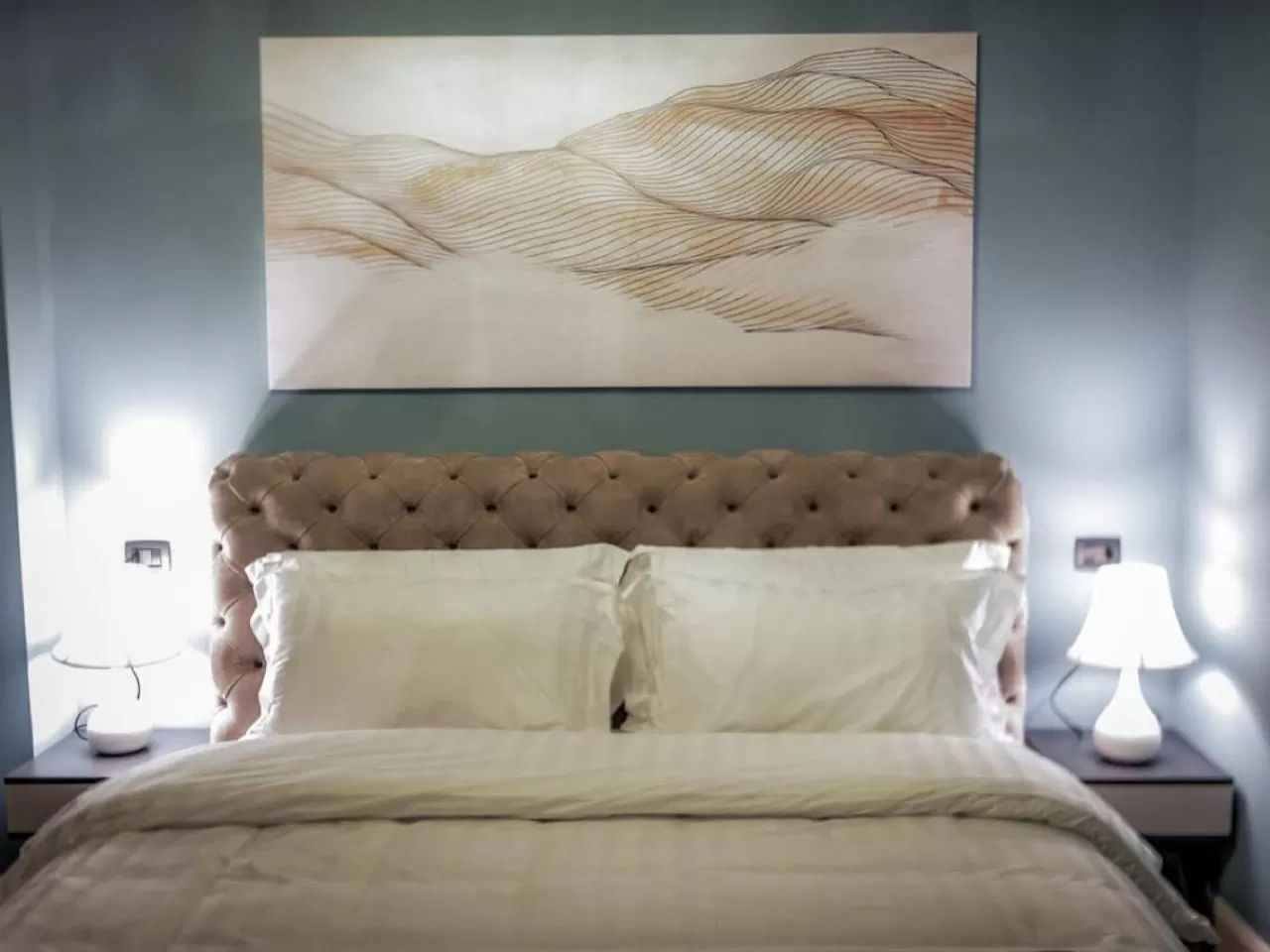 Bed in Hotel Vila Tirana