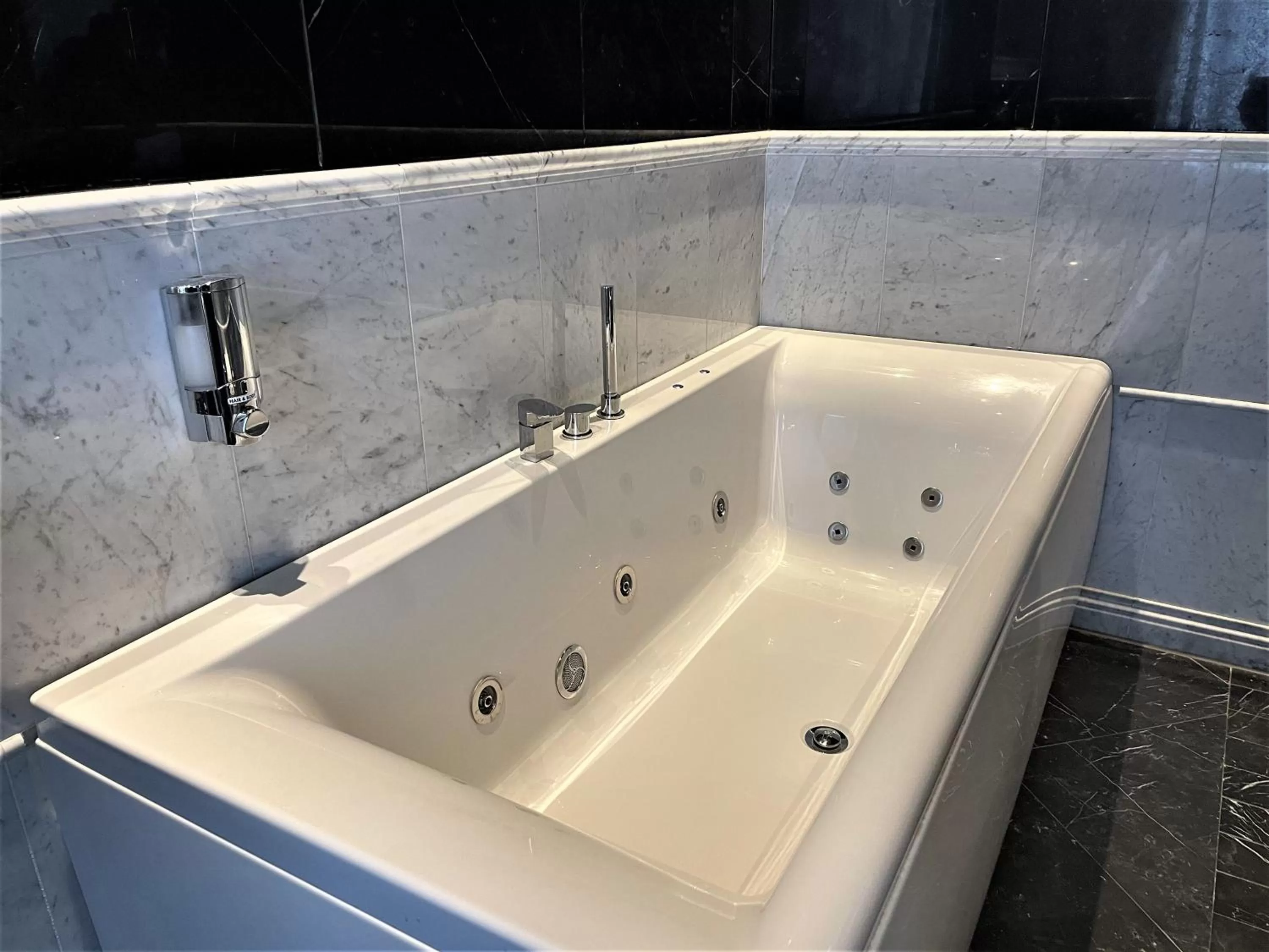 Bathroom in Hotel Vasa, BW Signature Collection