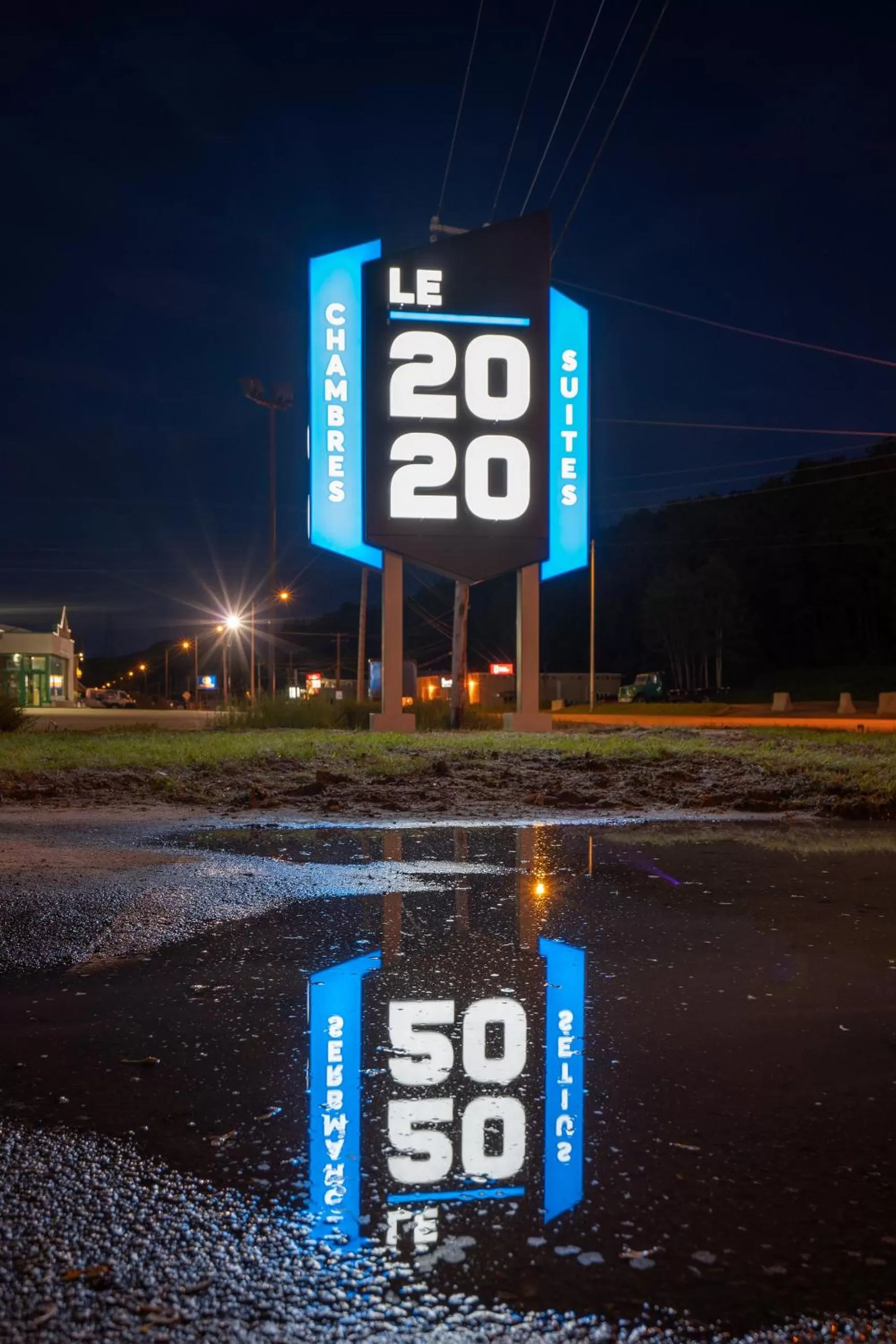 Property logo or sign in Le 2020 Charlevoix