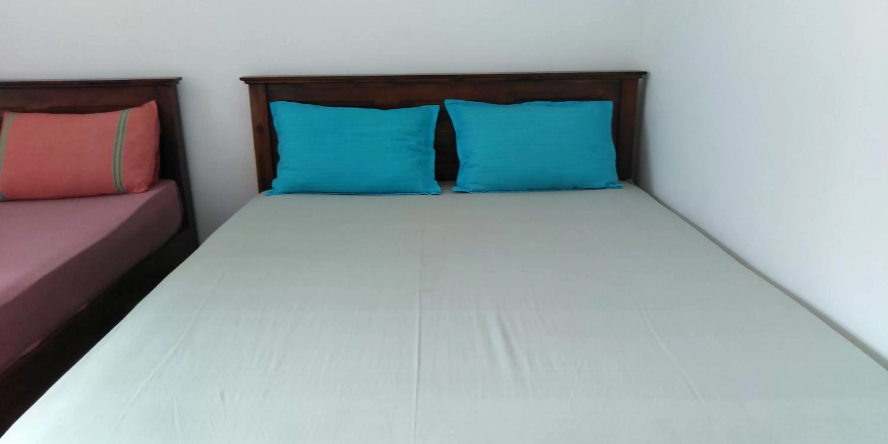 Bed in Pearl Resort Mirissa