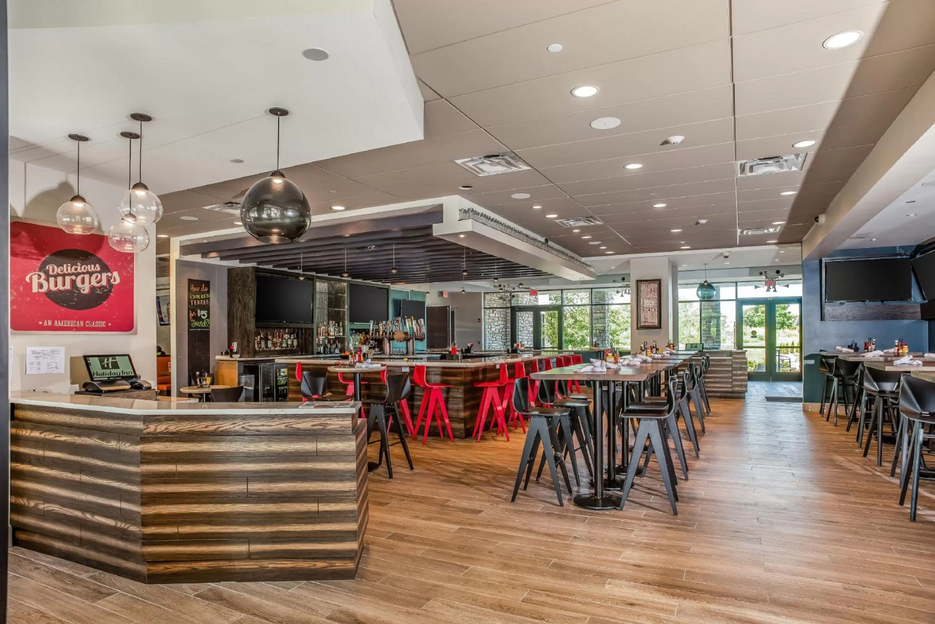 Restaurant/places to eat in Holiday Inn Hotel & Suites - Joliet Southwest by IHG