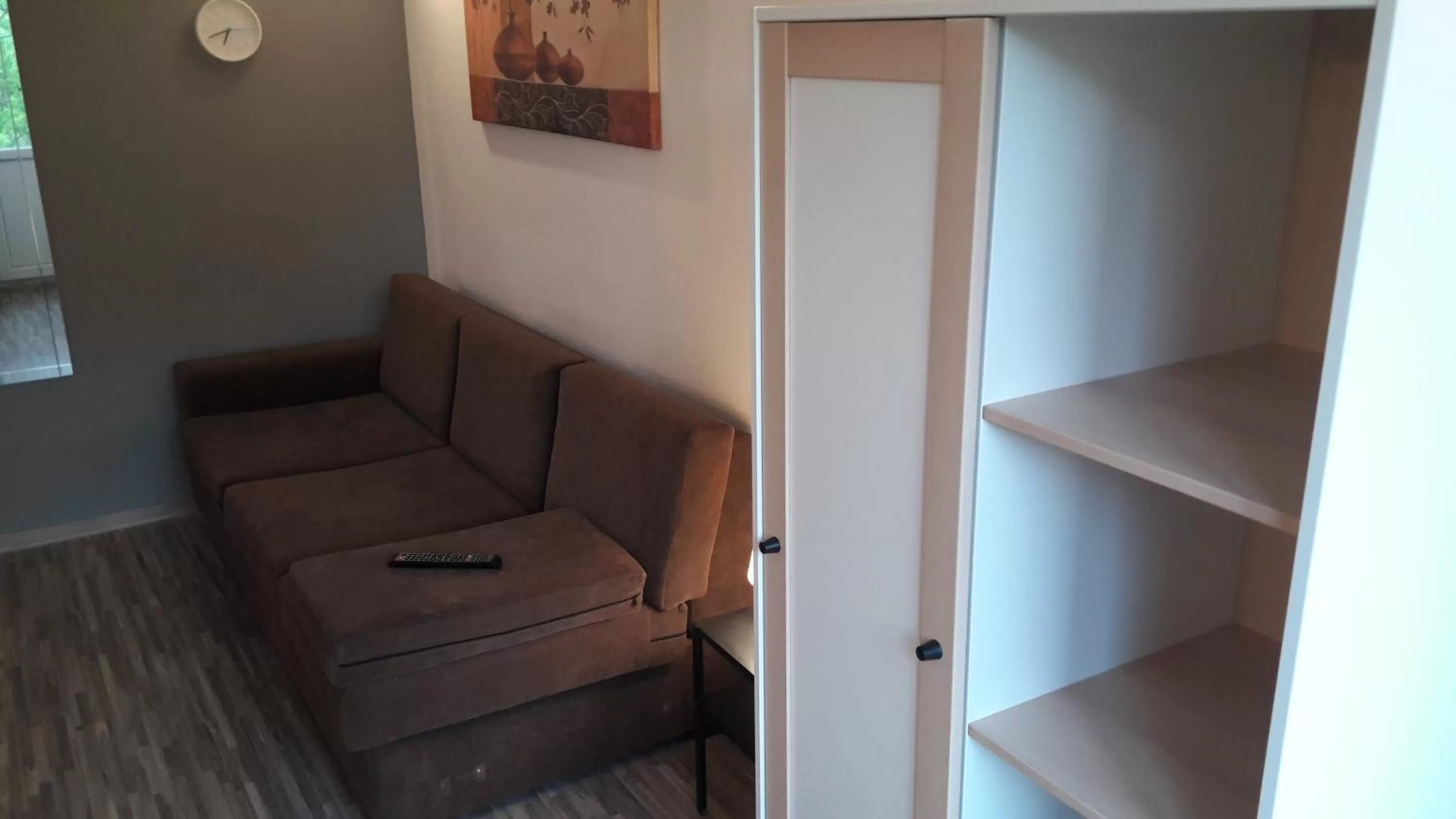 Seating Area in The Floor Piata Unirii