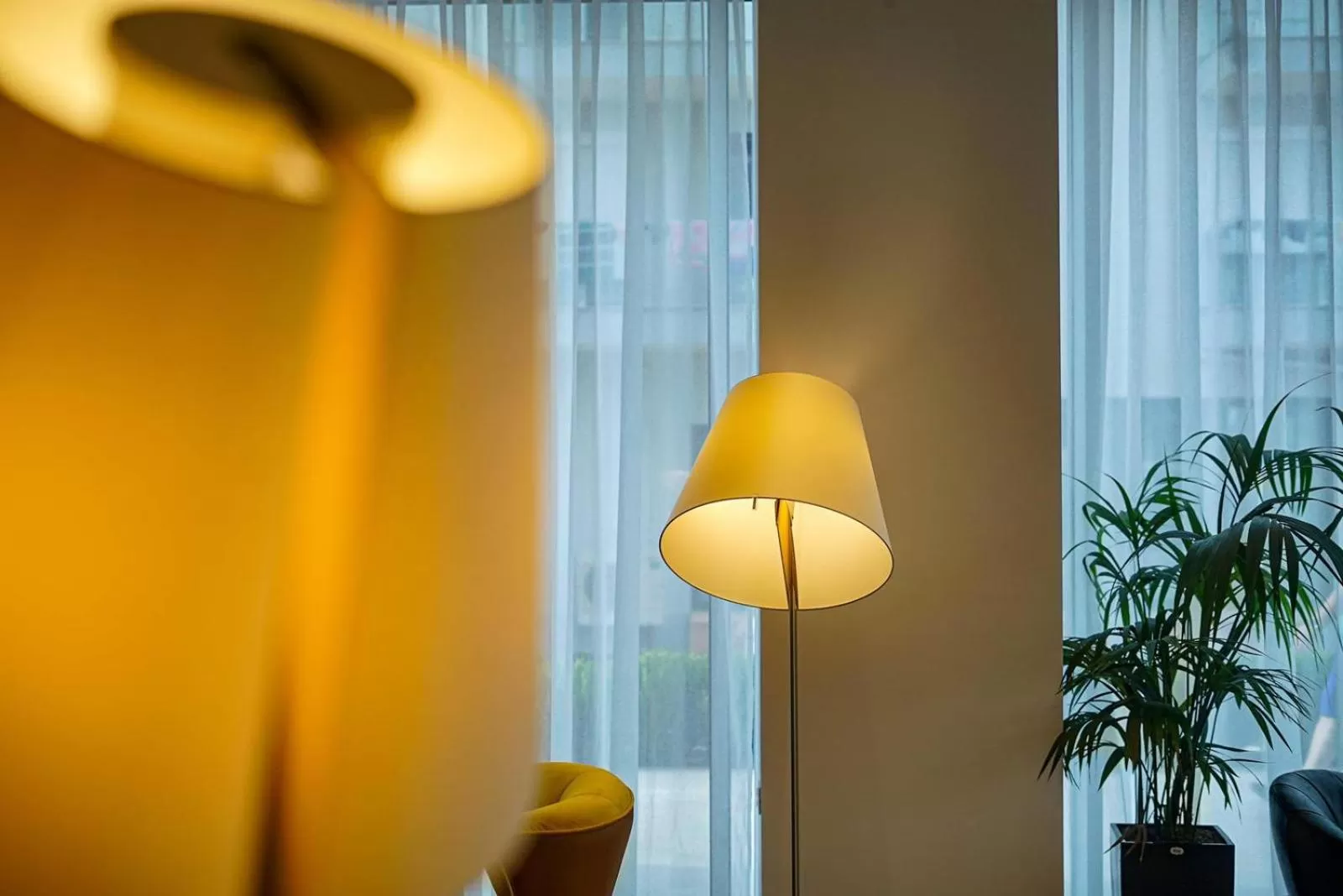 Restaurant/places to eat in Amare Hotel