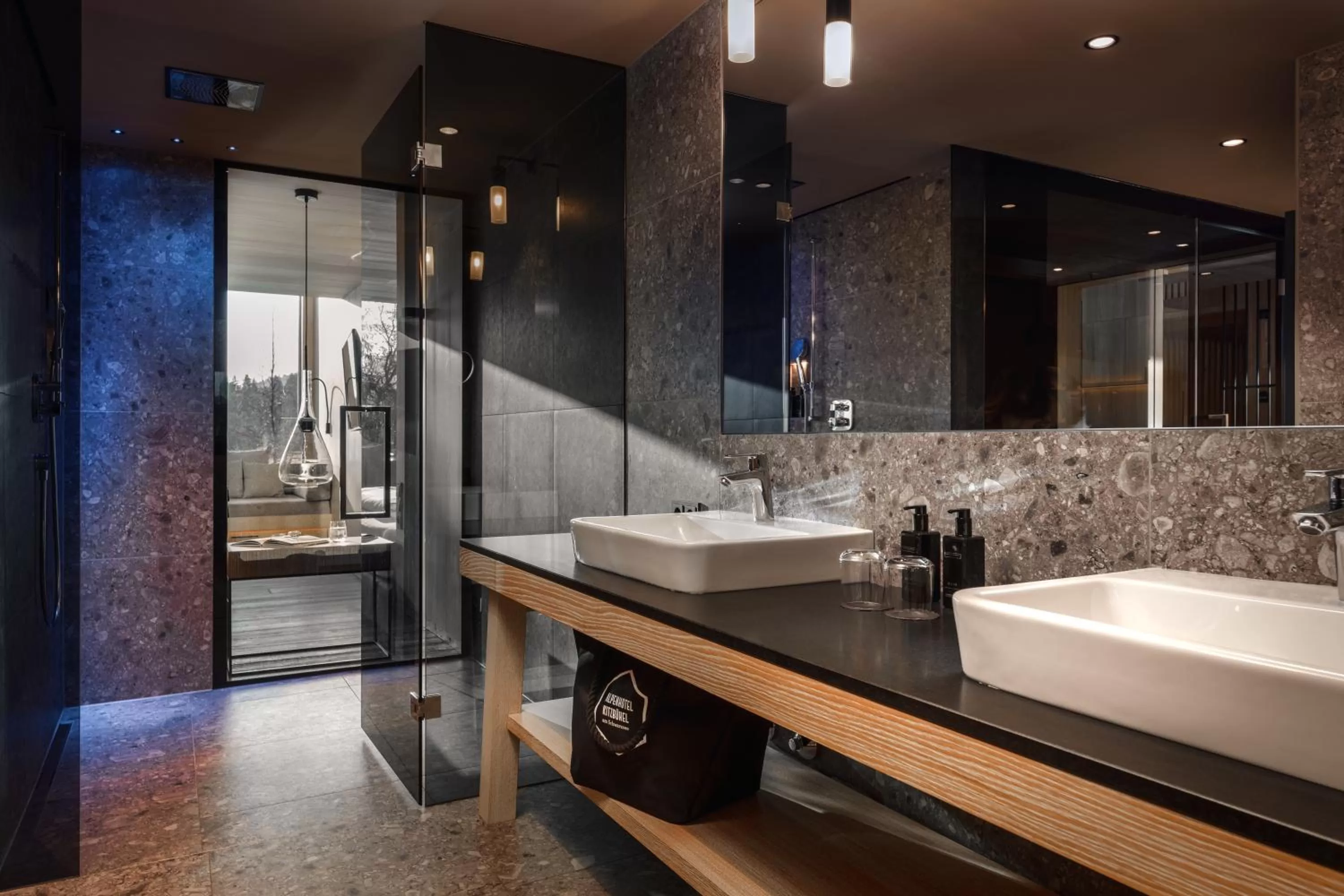 Bathroom in Alpenhotel Kitzbühel am Schwarzsee - 4 Sterne Superior