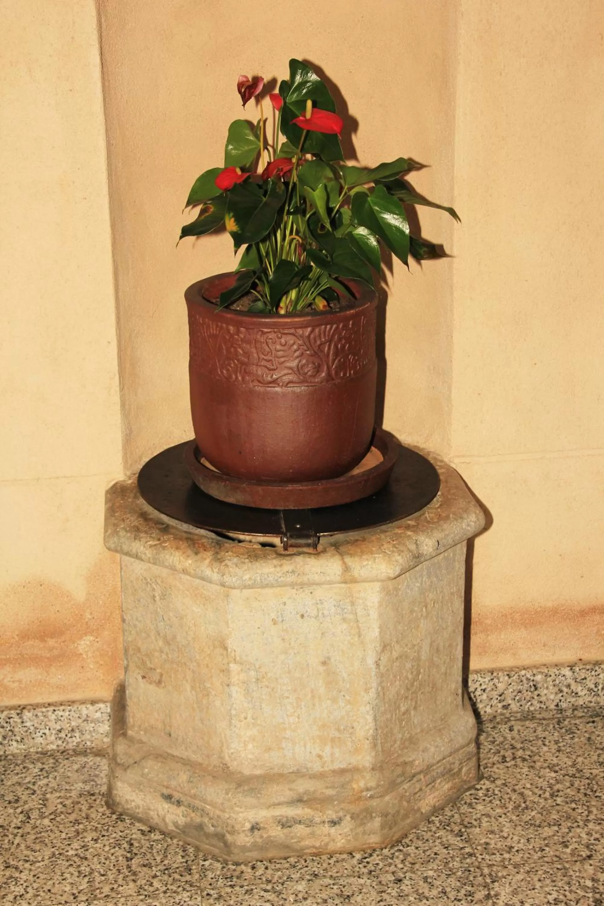 Decorative detail in Hotel Santa Isabel