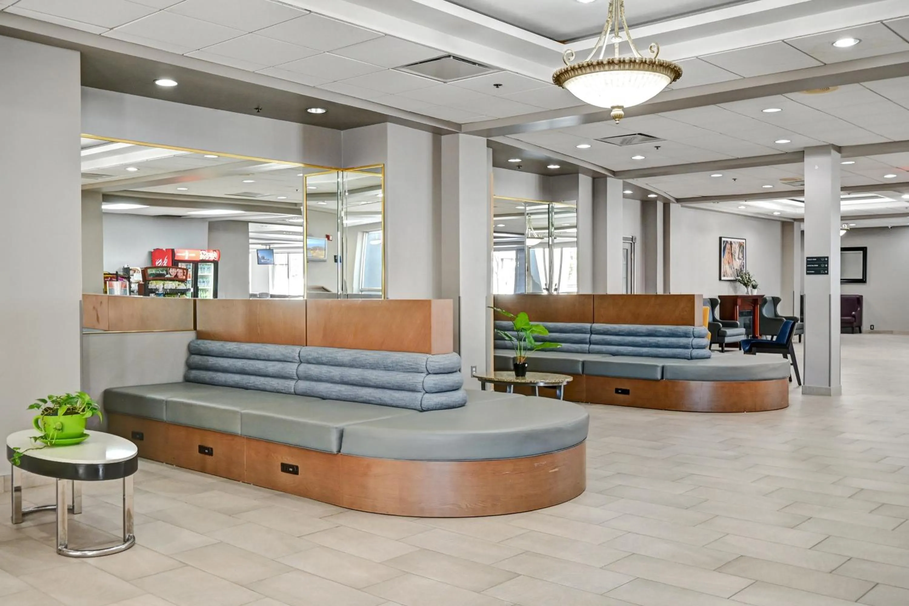 Property building in Holiday Inn - Piscataway - Somerset by IHG