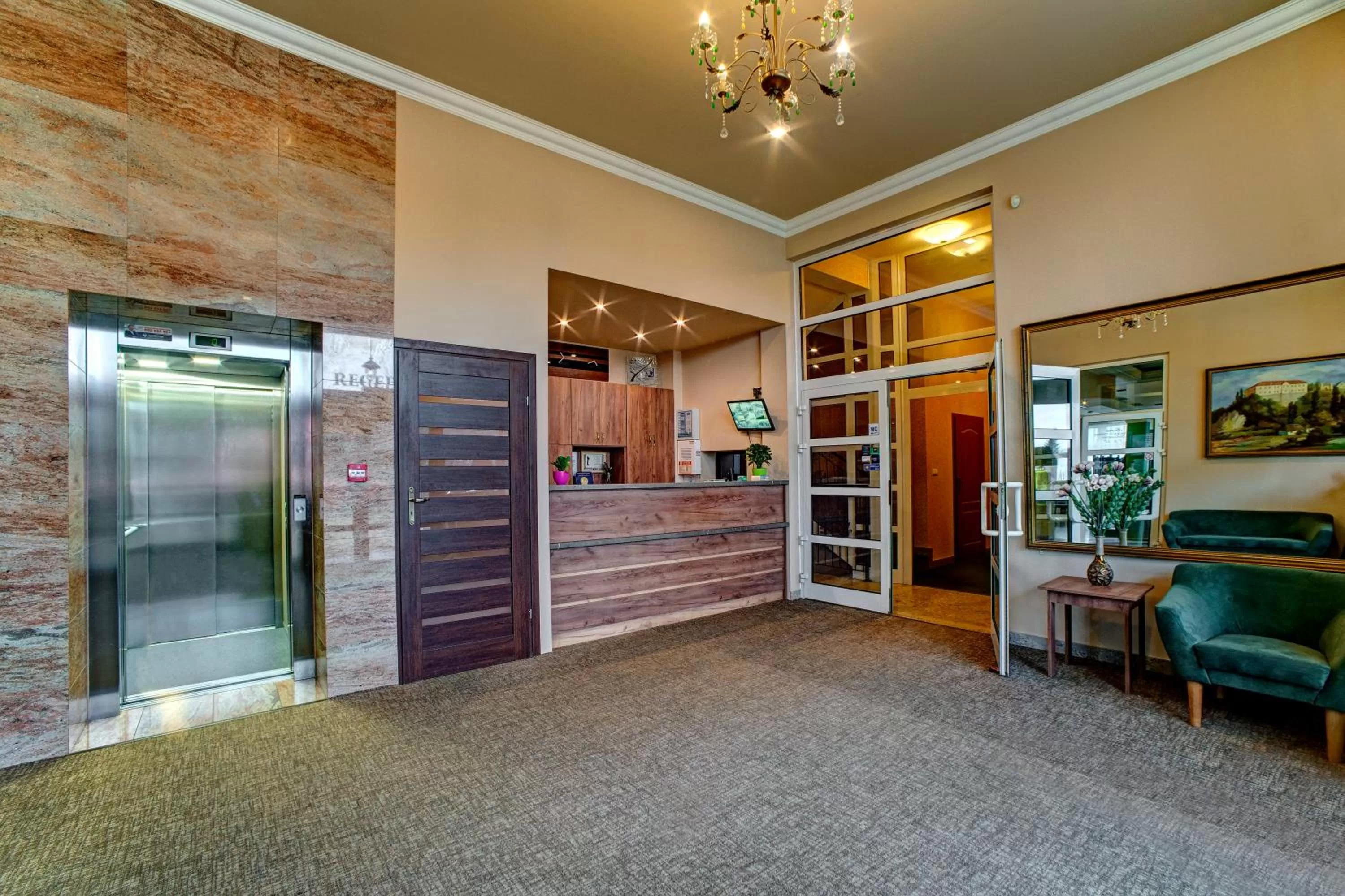 Lobby or reception in Hotel i Restauracja Bona