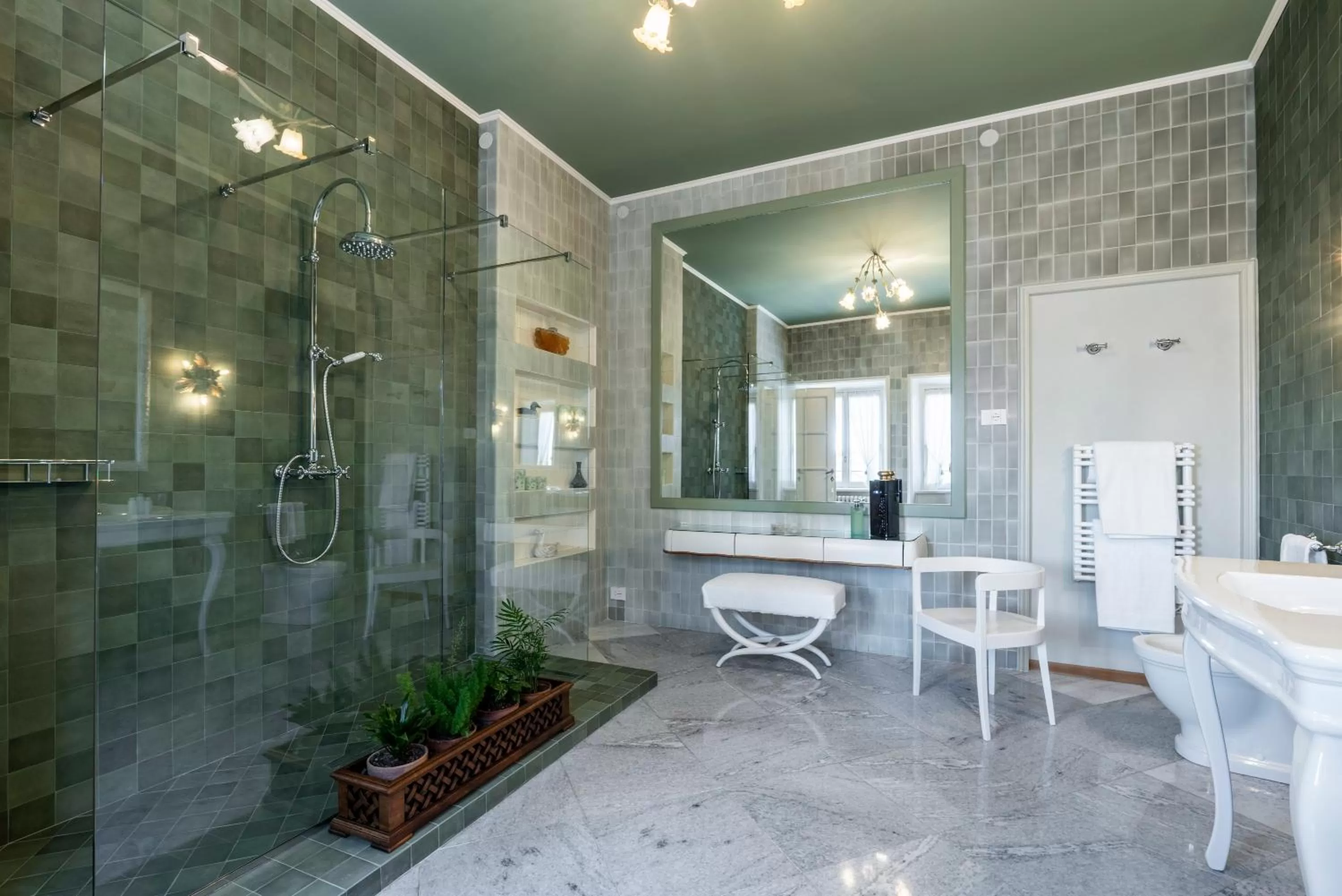 Shower in FORESTERIA di PALAZZO RADICI