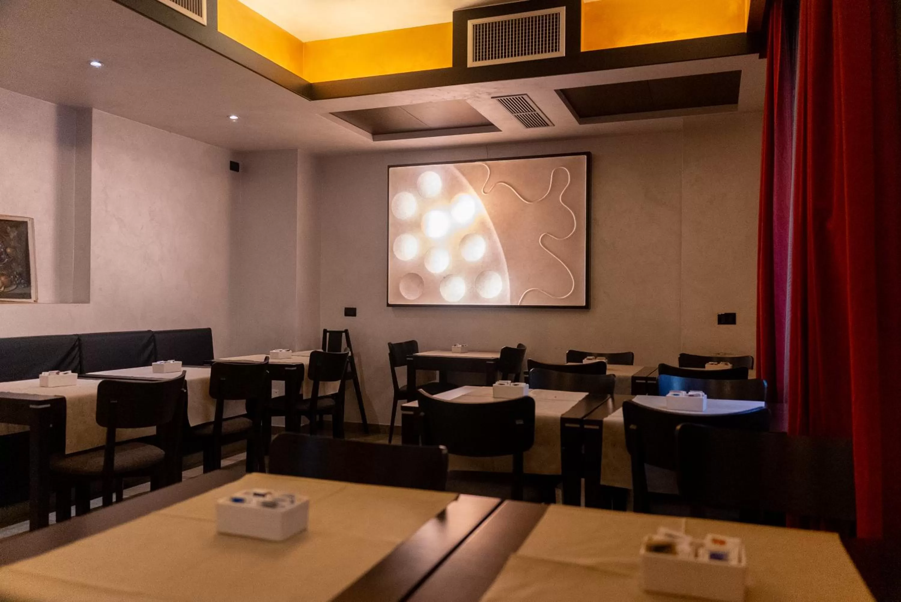 Breakfast in Hotel Re Di Roma