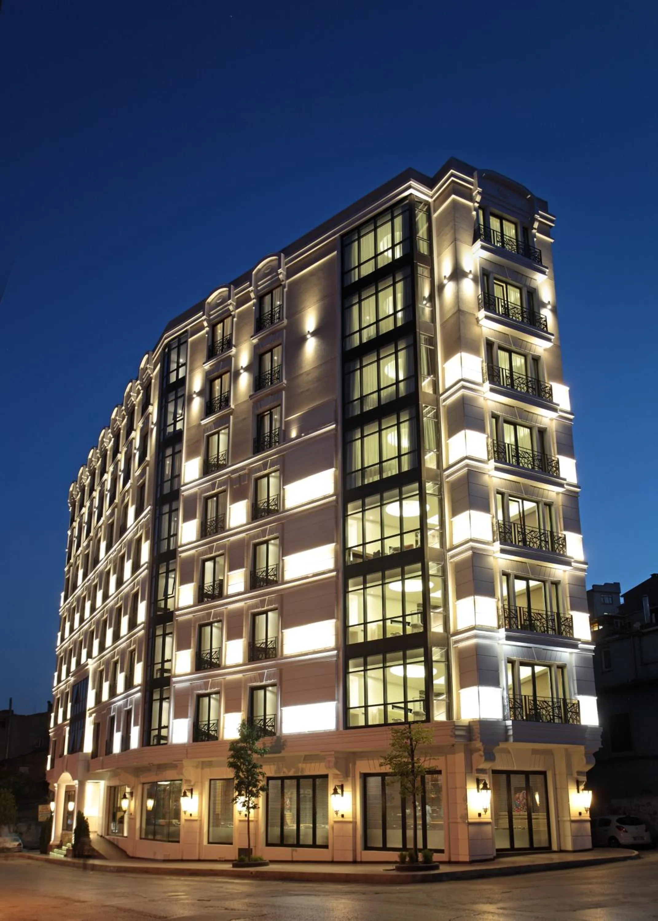 Facade/entrance in Istanbul Dora Hotel