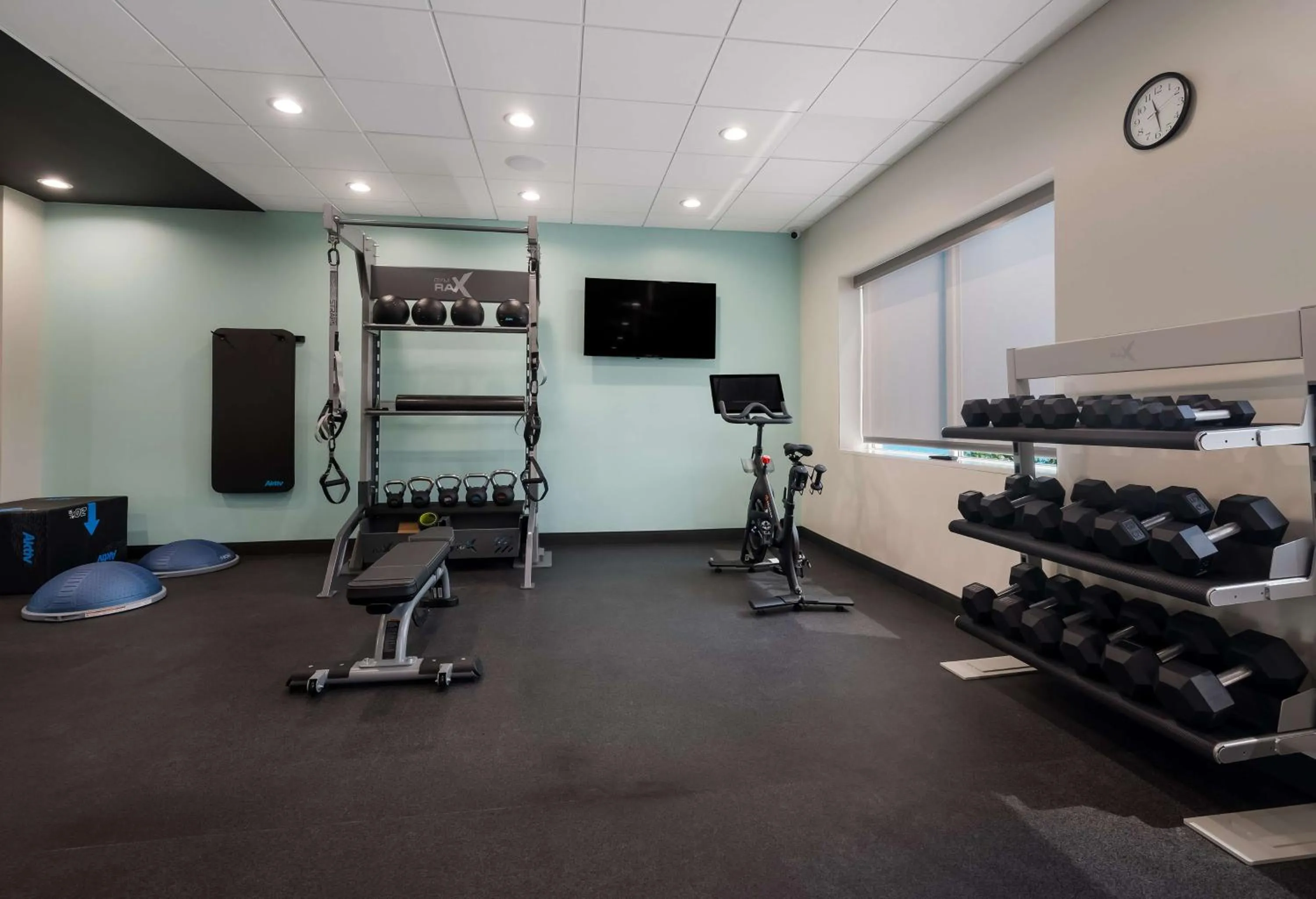Fitness centre/facilities in Tru By Hilton Novi Detroit