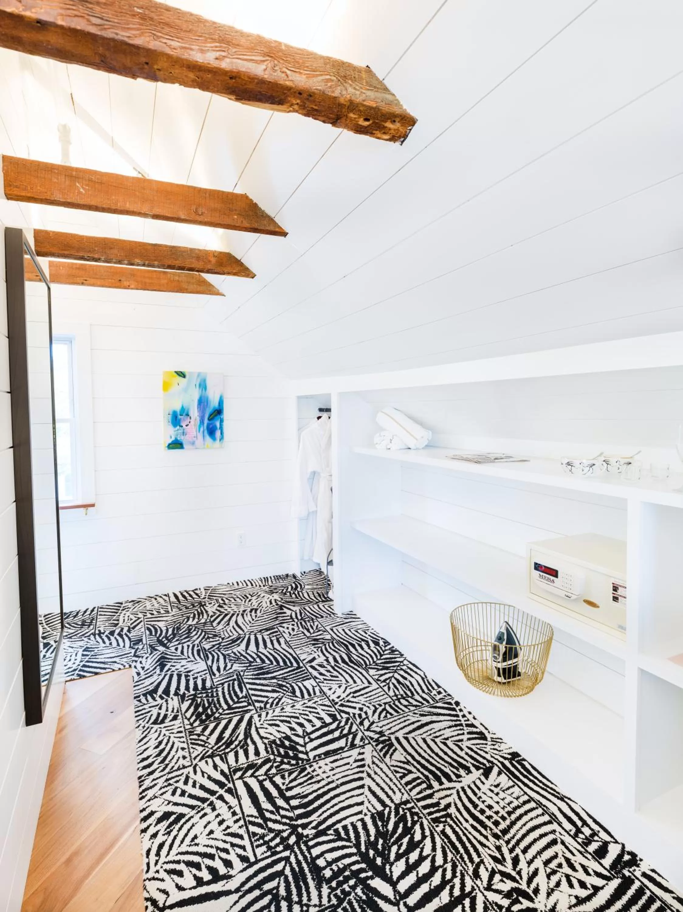 Bed in American Beech Hotel