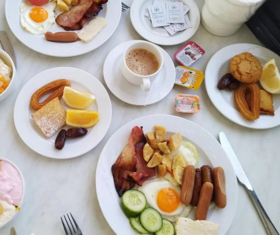 Restaurant/places to eat in Nelia Sea Breeze