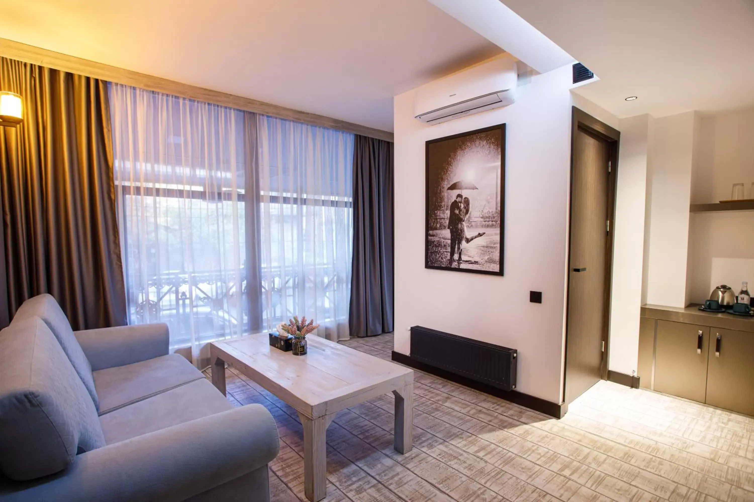 Deluxe Double Room in The Phoenix Boutique Hotel Deluxe Double Room in The Phoenix Boutique Hotel