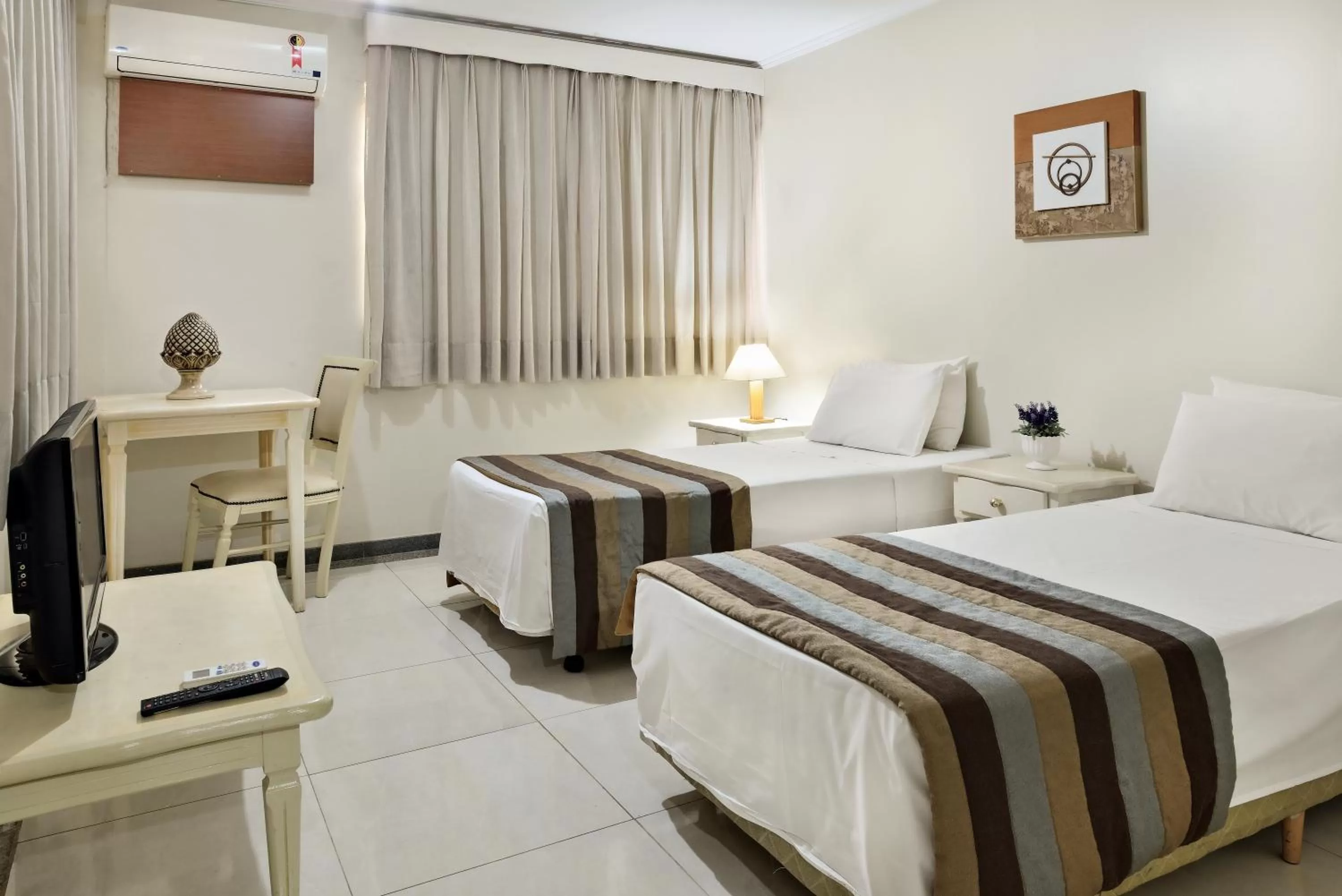 Bedroom, Bed in Hotel Dan Inn Ribeirão Preto By Nacional Inn