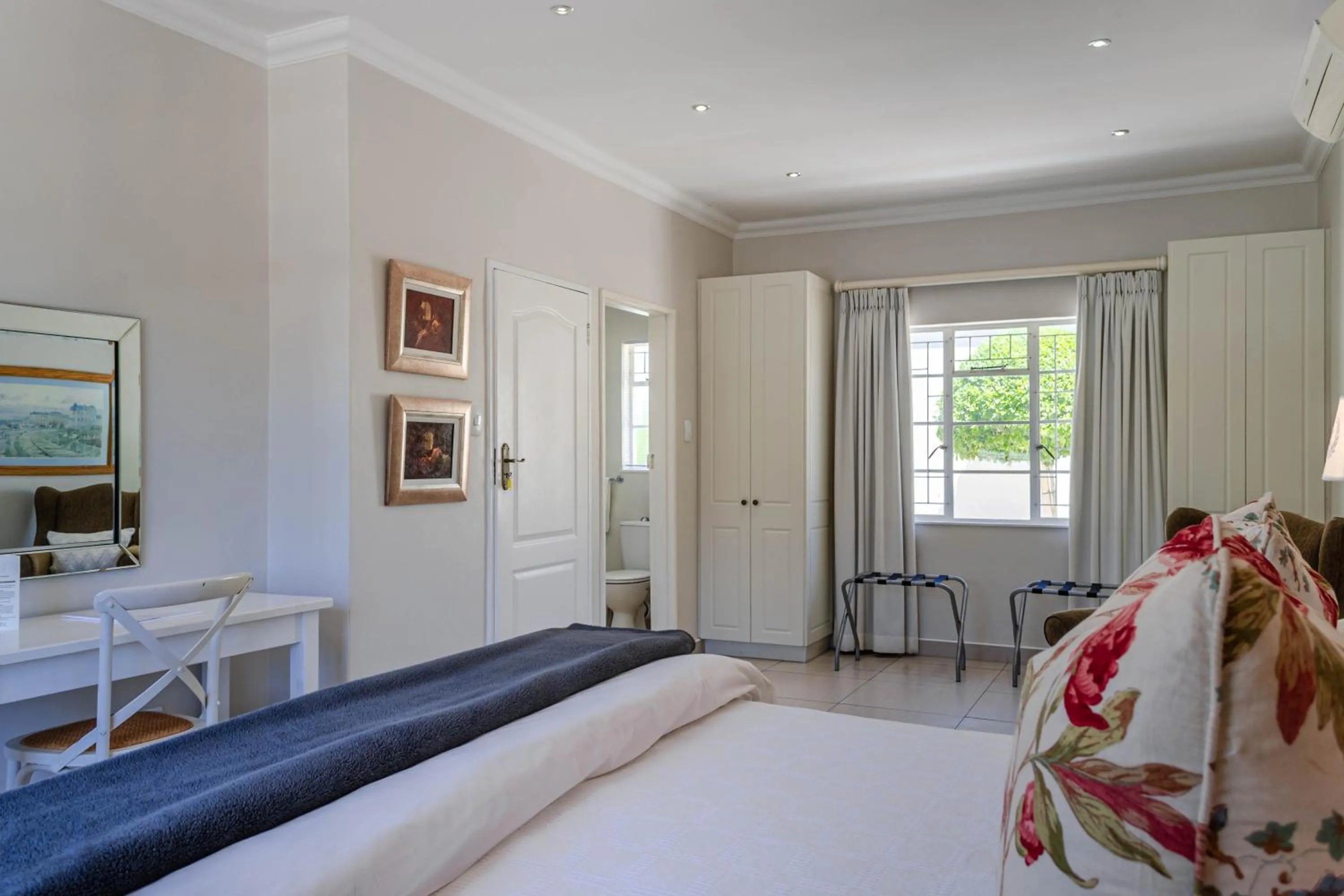 Bedroom, Bed in Webersburg