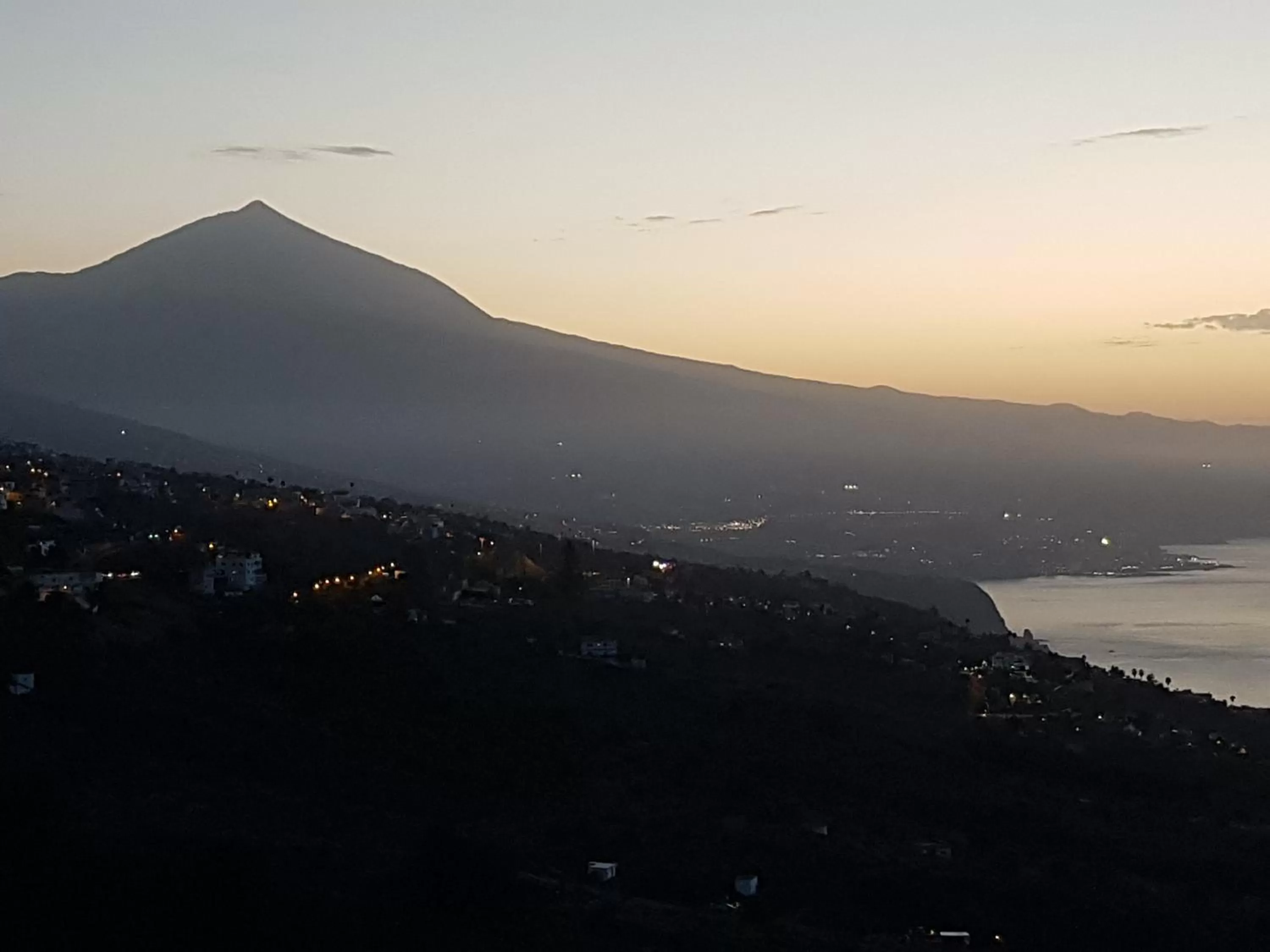 Natural landscape in Tenerife Rooms S. C.