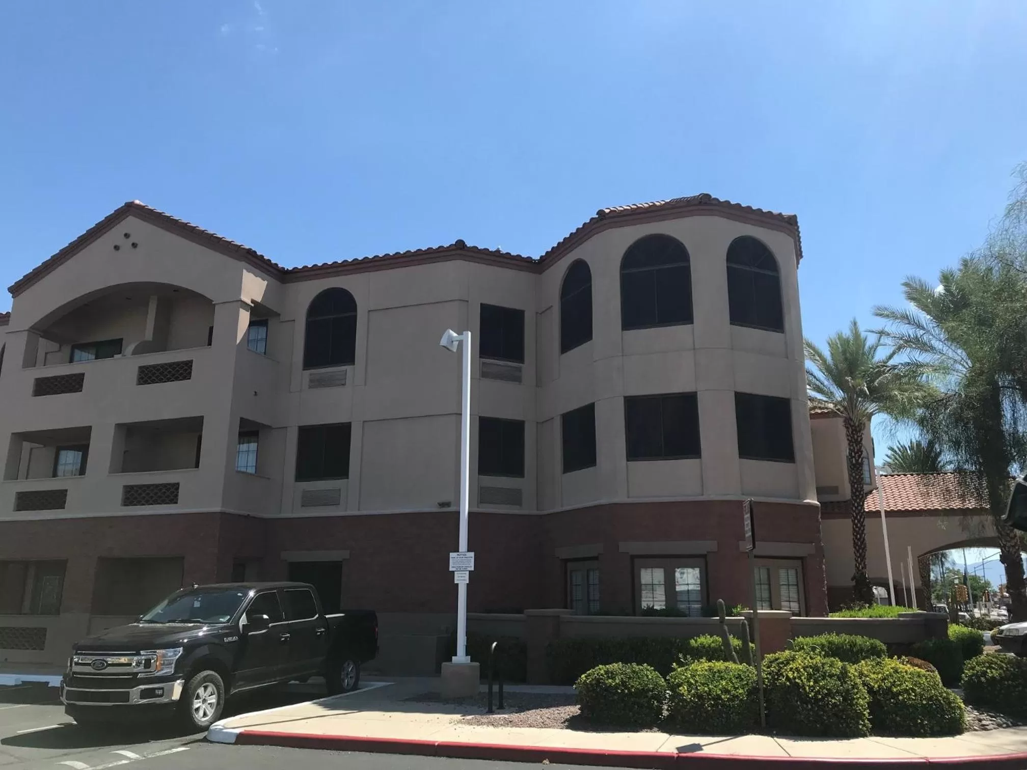 Property building in Hilton Vacation Club Varsity Club Tucson