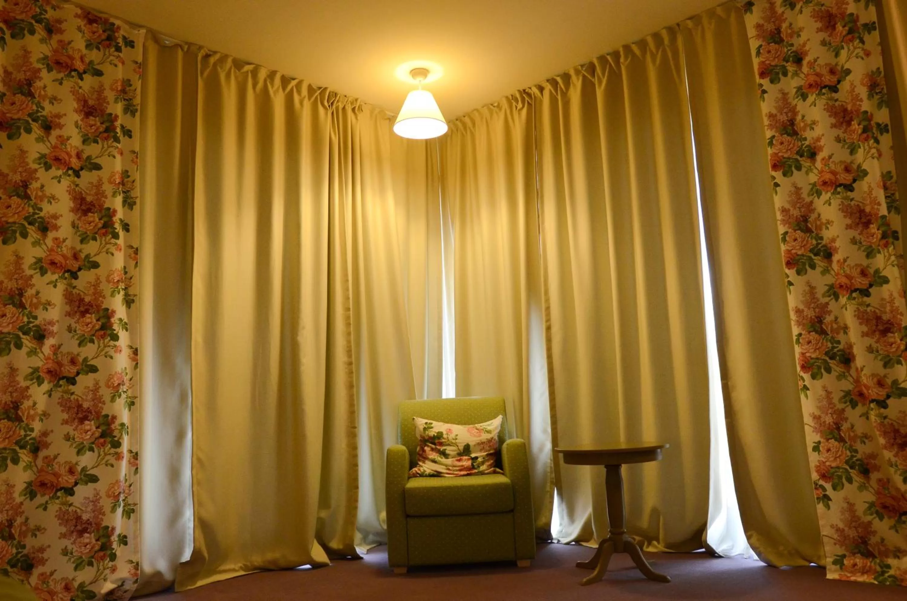 Bedroom in Parish Hotel