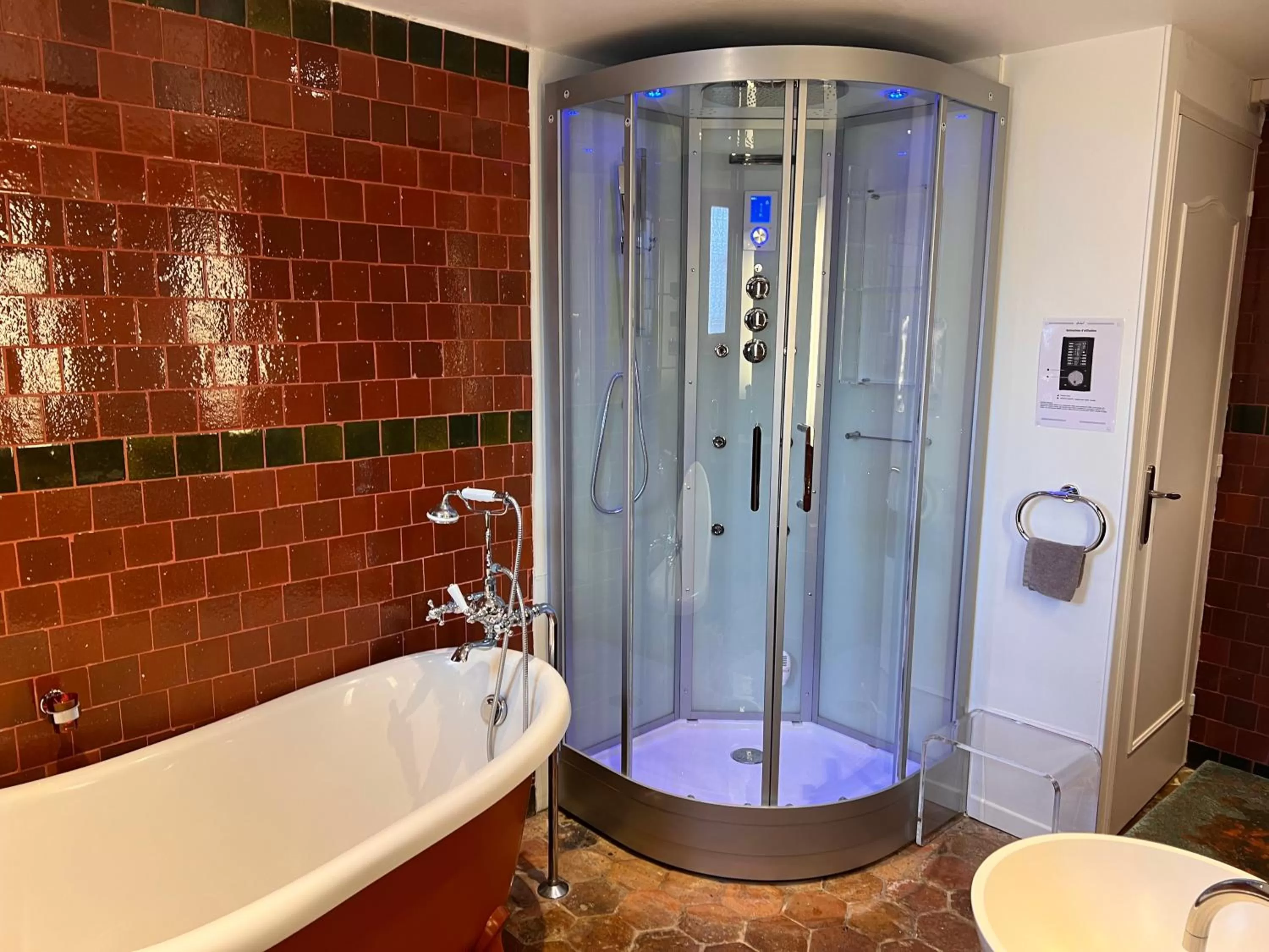 Property building, Bathroom in Demeure des Vieux Bains