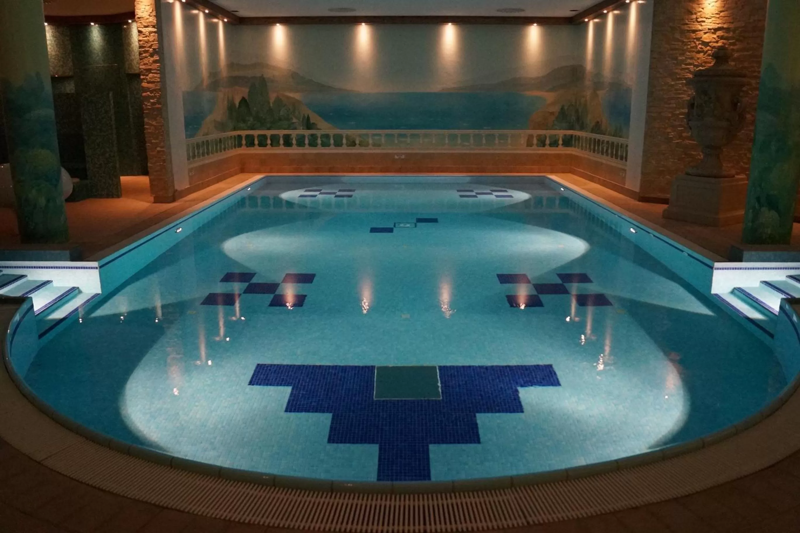 Swimming pool in Hotel La Strada