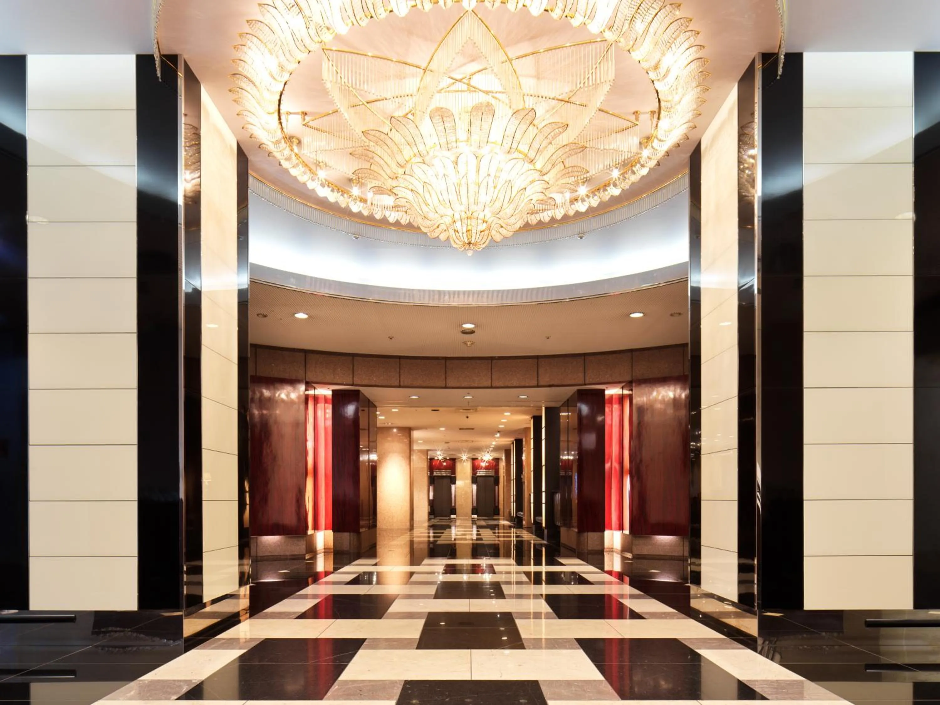 Lobby or reception in Hotel Emisia Tokyo Tachikawa