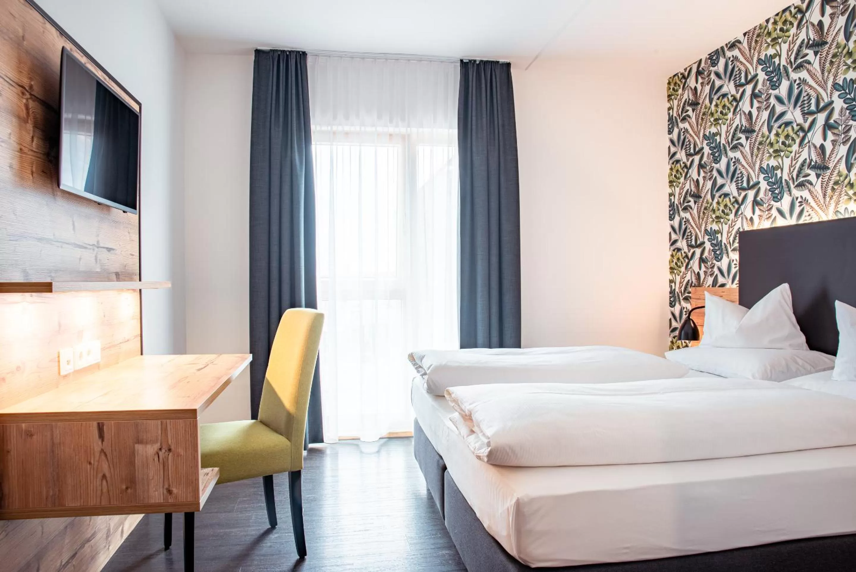 Bed in Alb Inn - Hotel & Apartments