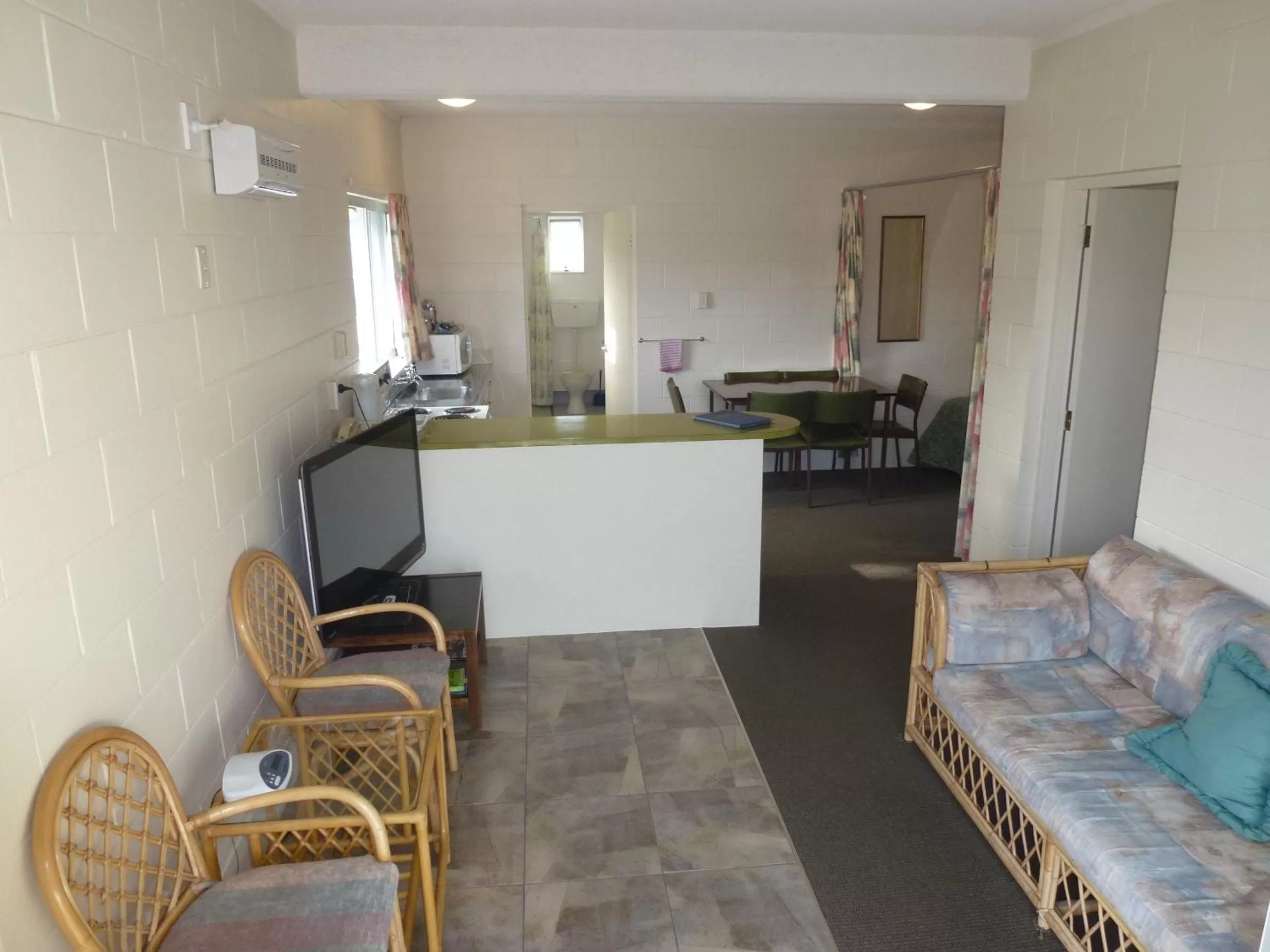 Photo of the whole room in Mana-Nui Motel