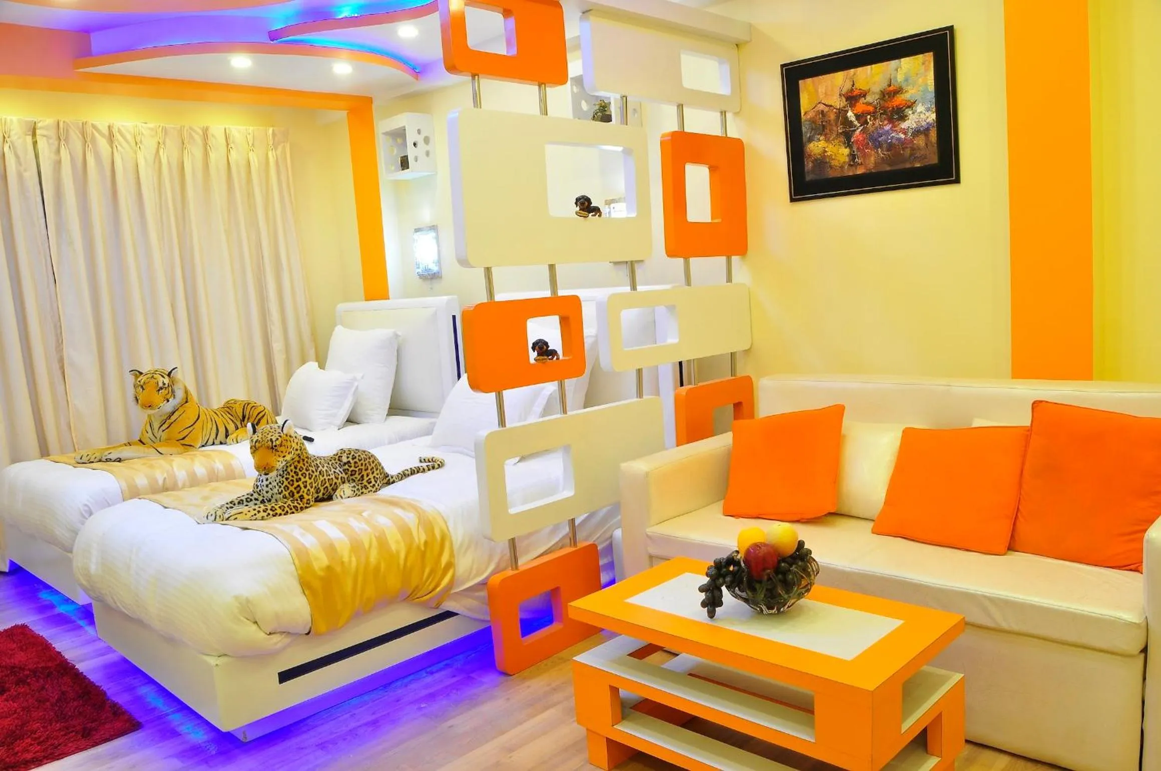 Photo of the whole room, Bed in Royal Penguin Boutique Hotel & Spa