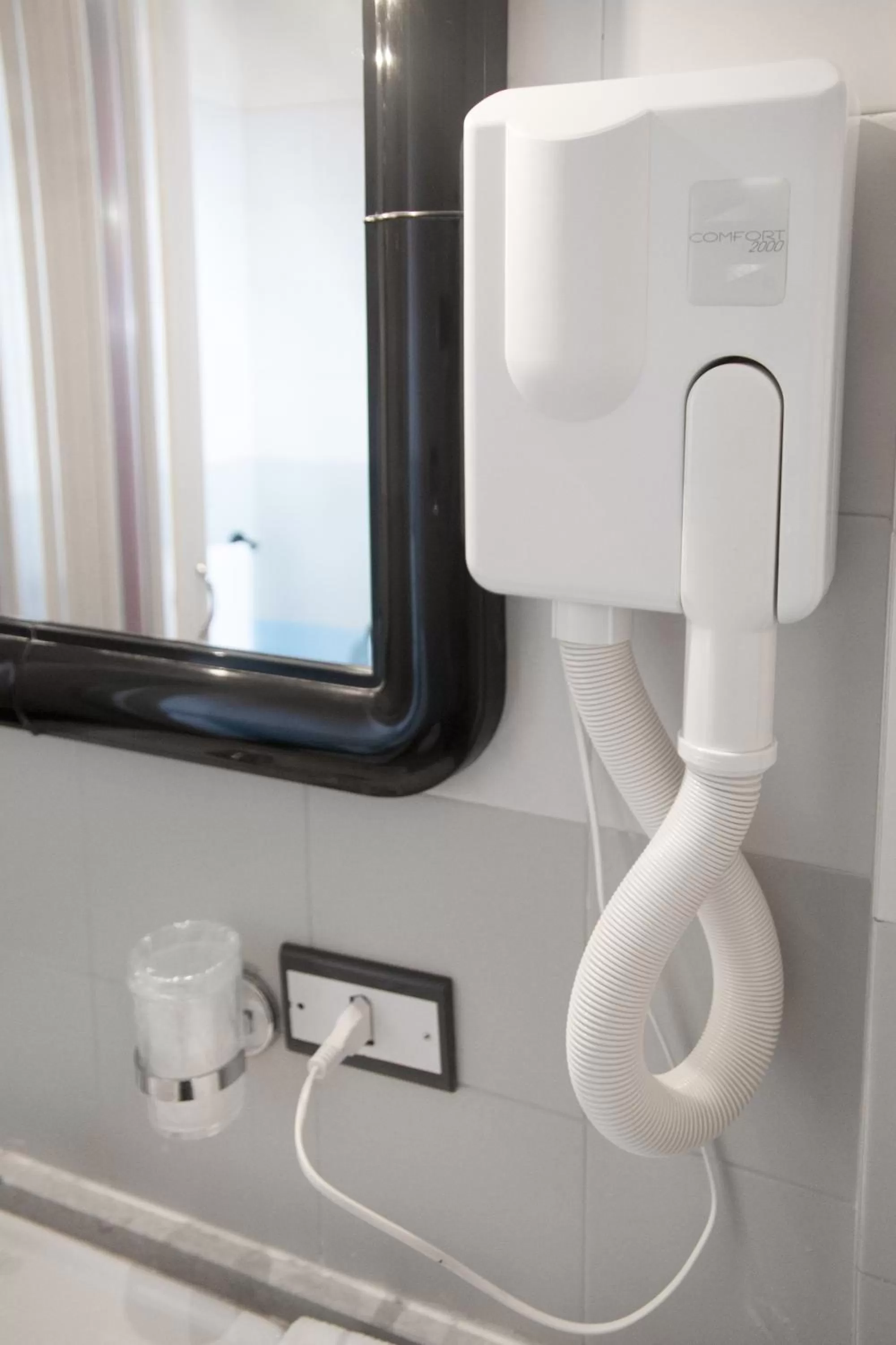 Bathroom in Hotel Letizia