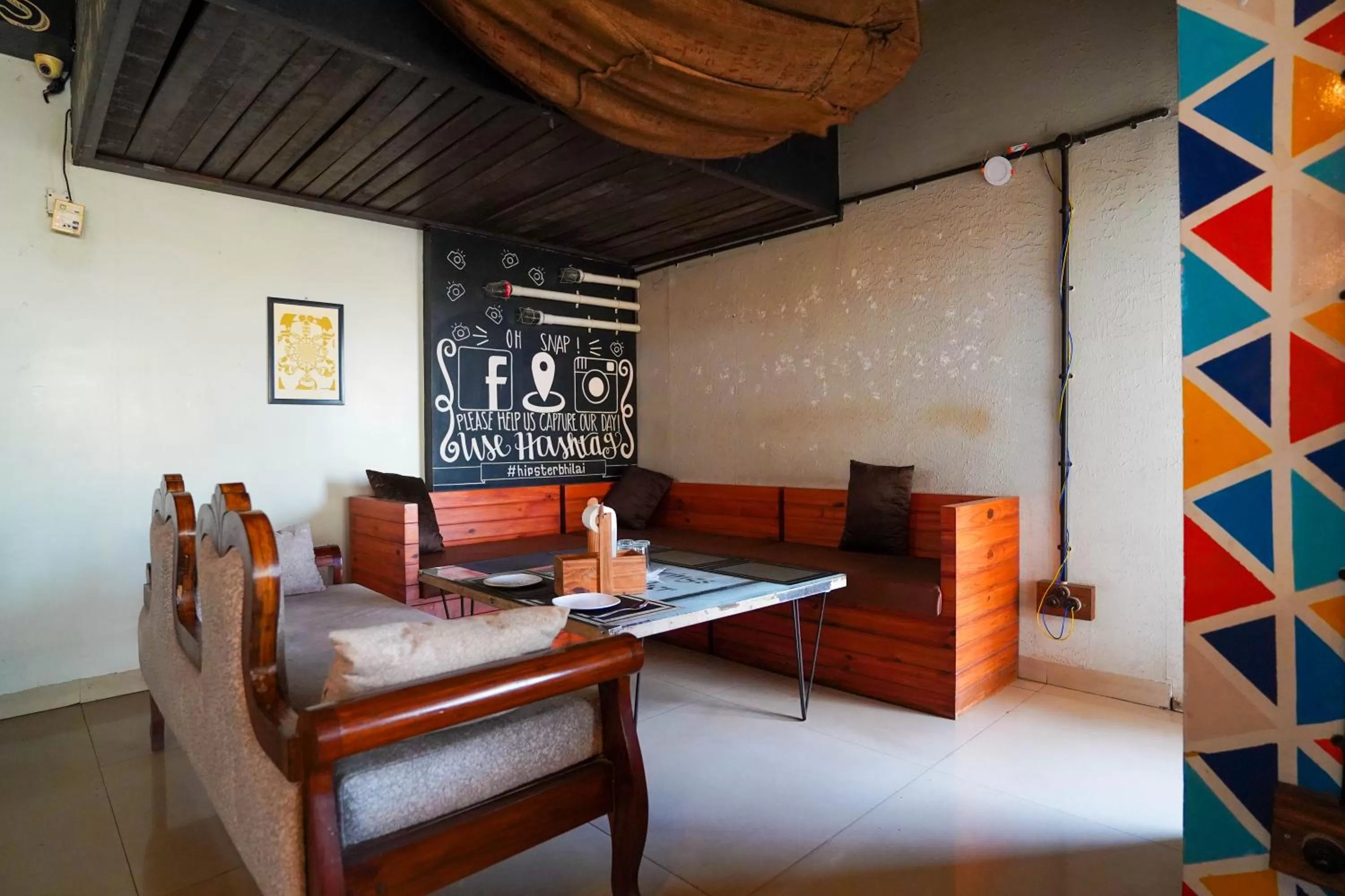 Restaurant/places to eat, Seating Area in HOTEL SEVENTH SENSE