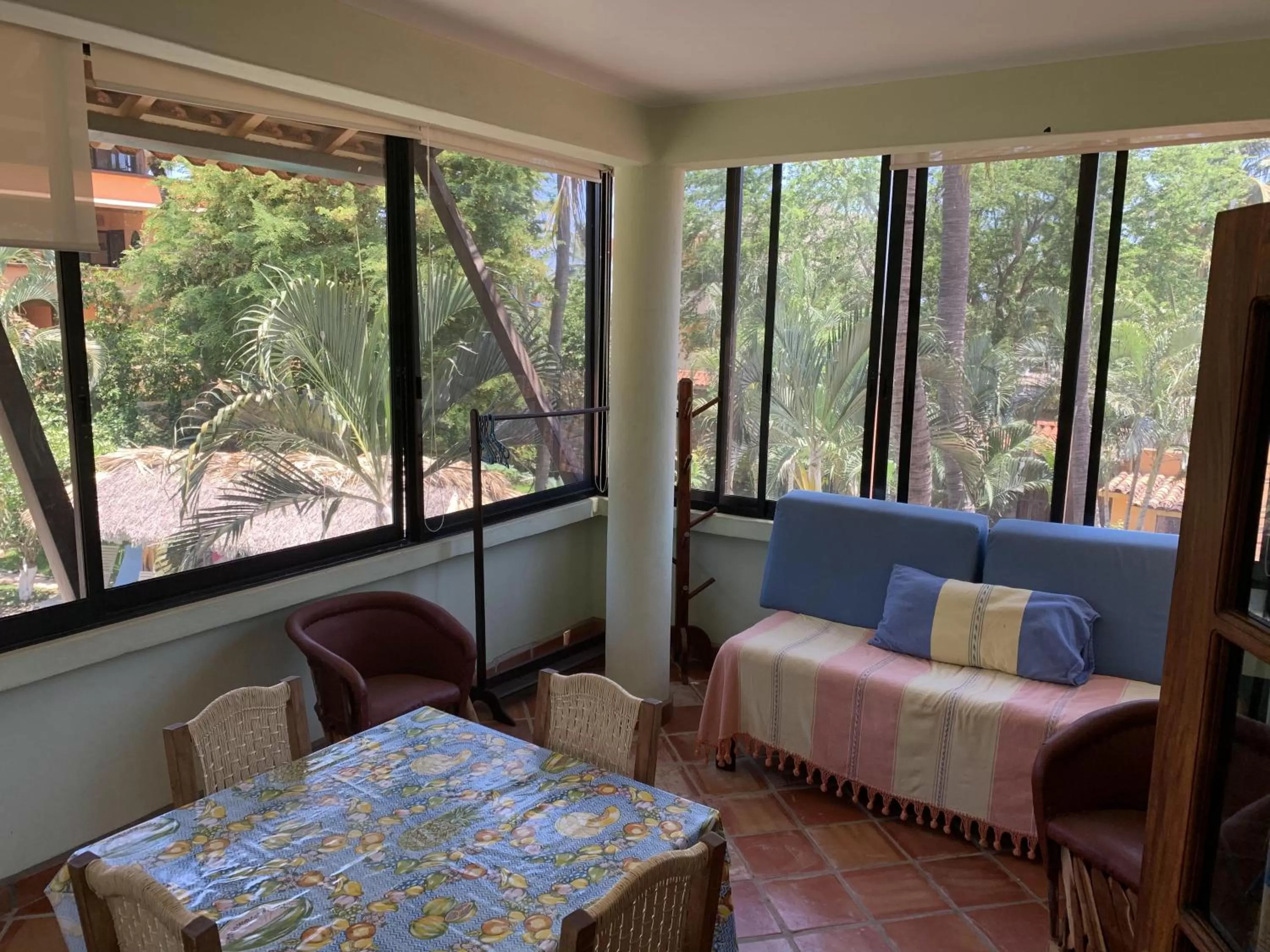 Living room in Hotel Casamar Suites