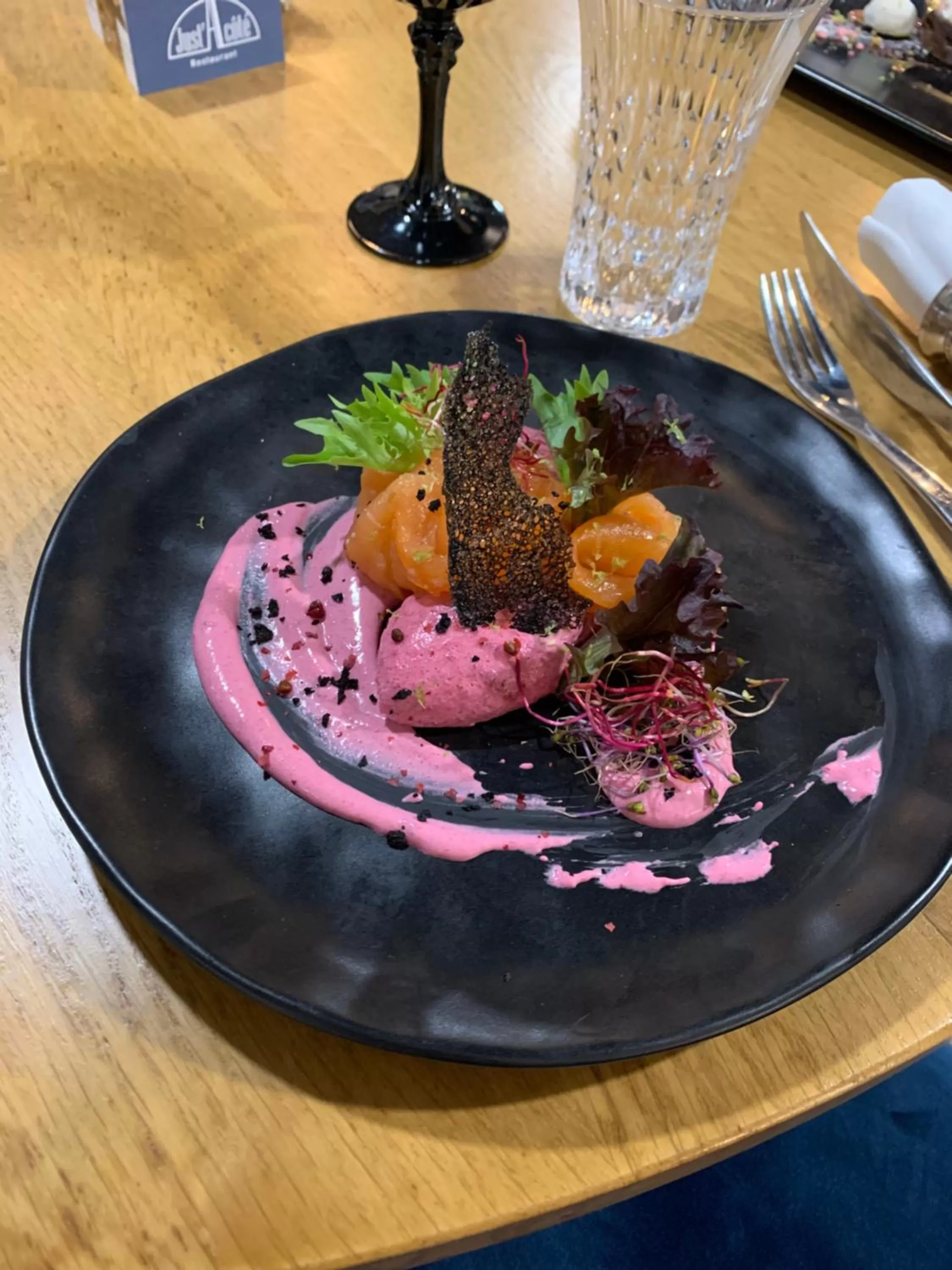 Restaurant/places to eat in B&B HOTEL Chaumont